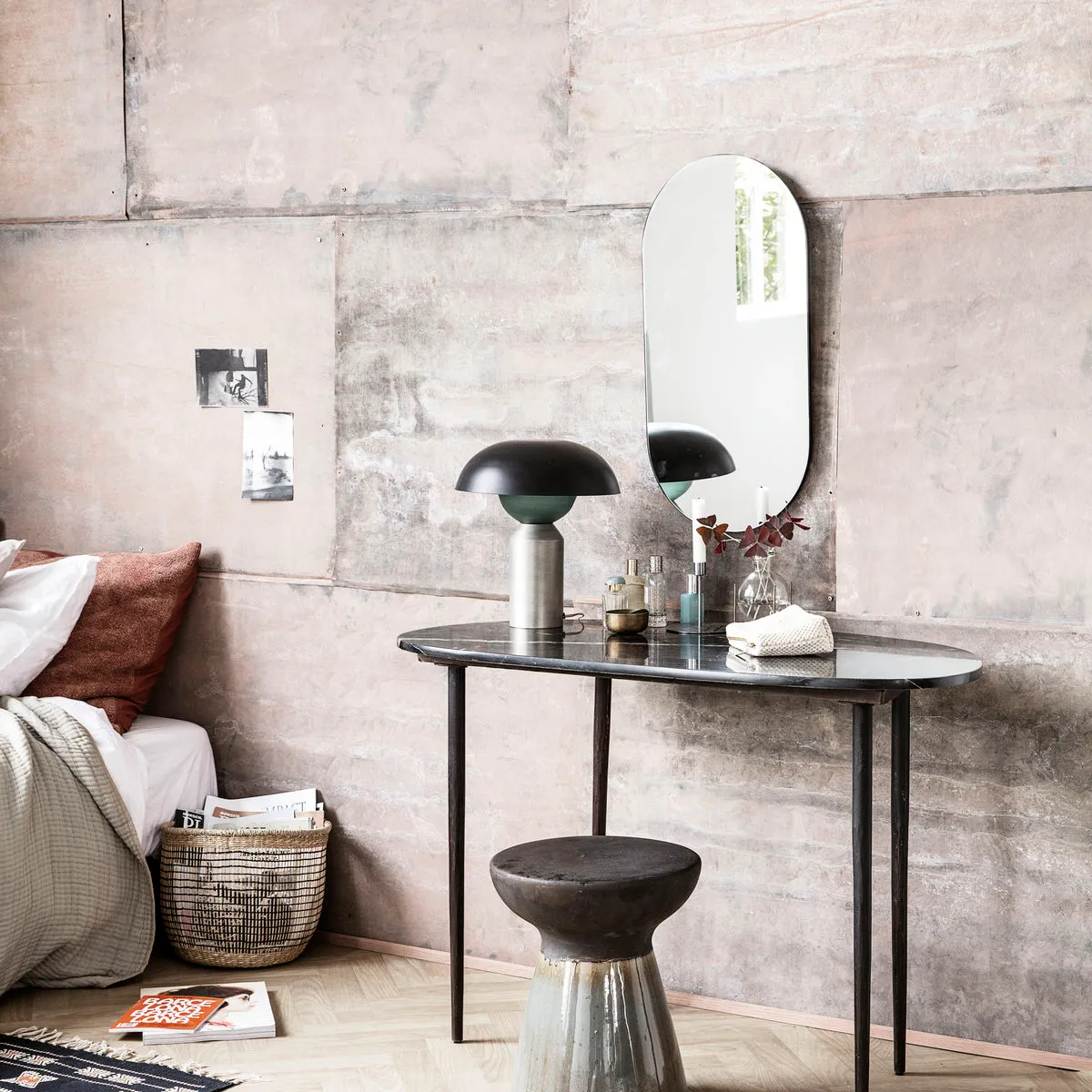 Lustro owalne Walls, 35x70 cm House Doctor