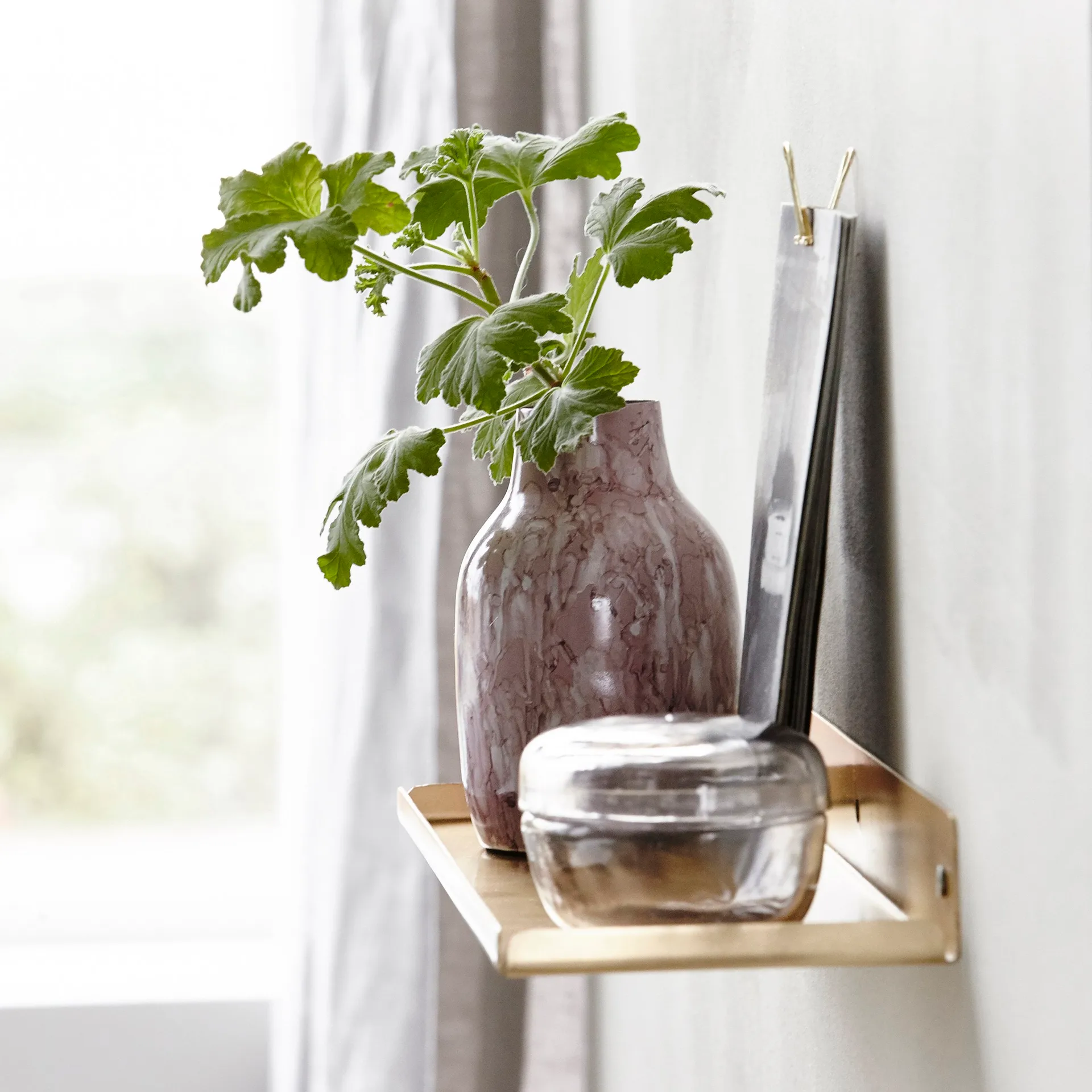 Półka Ledge 43 cm, mosiądz House Doctor