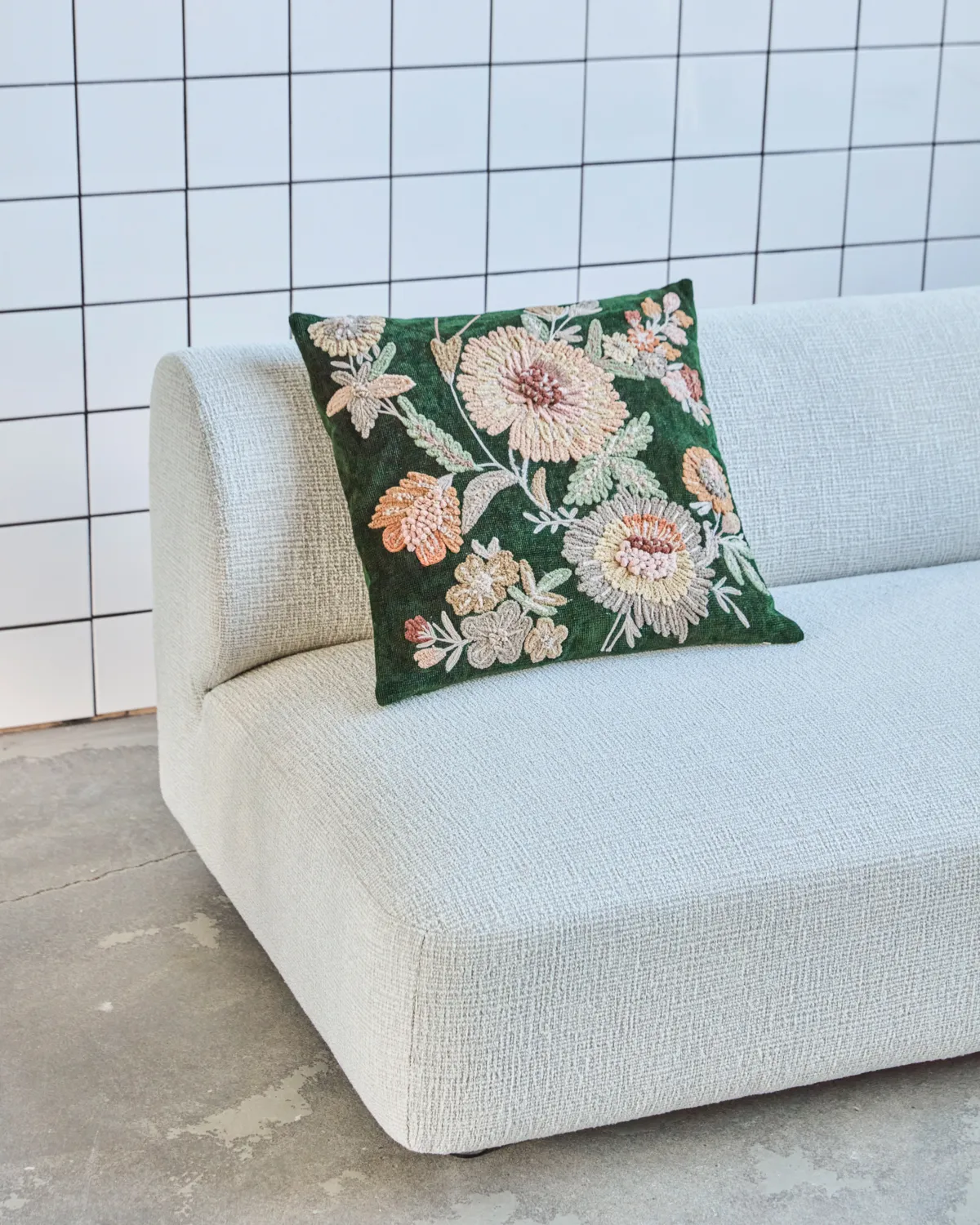 Poszewka na poduszkę Bota, Zielono-różowa, 50x50 cm House Doctor