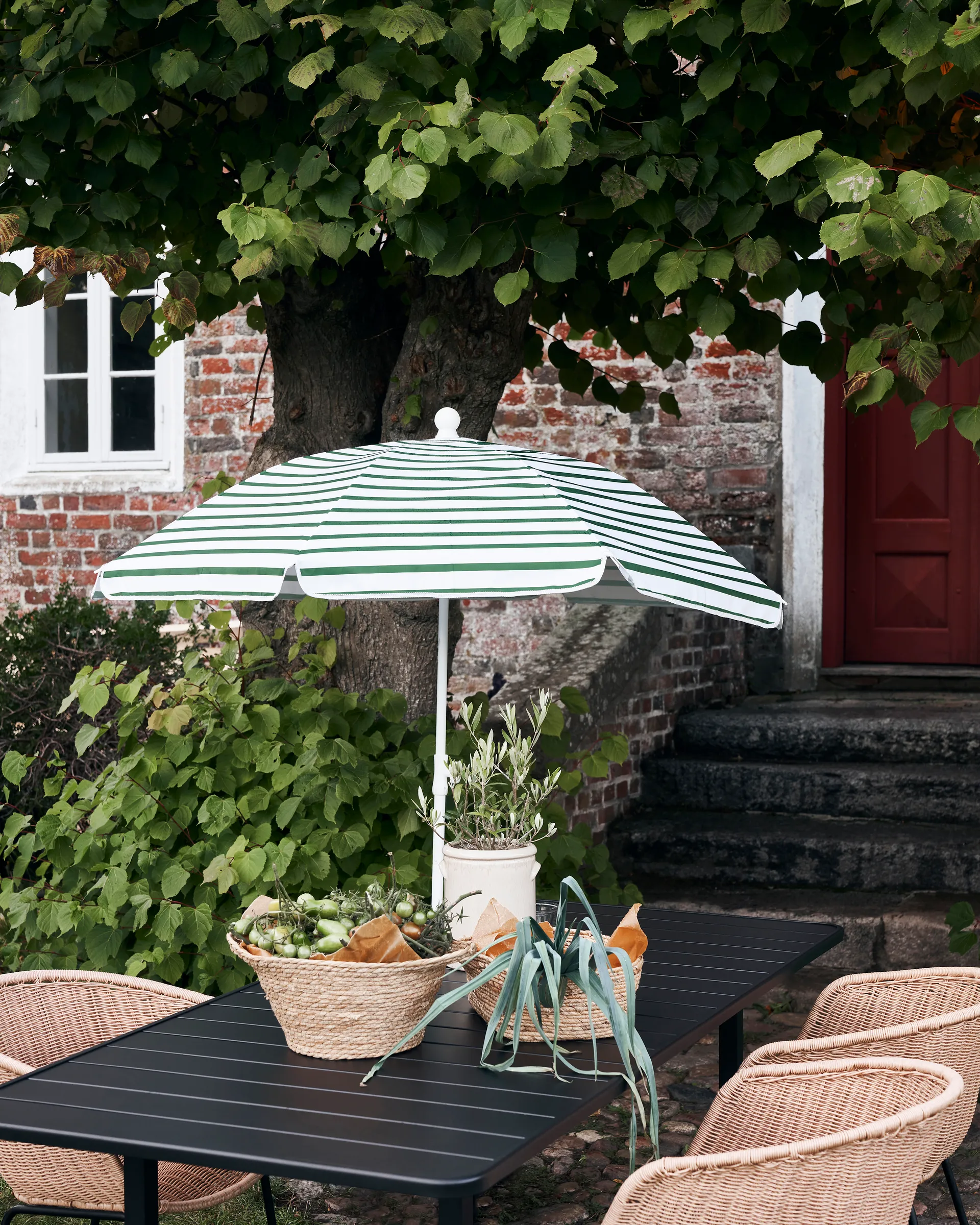 Stół Helo 90x200 cm, Czarny House Doctor