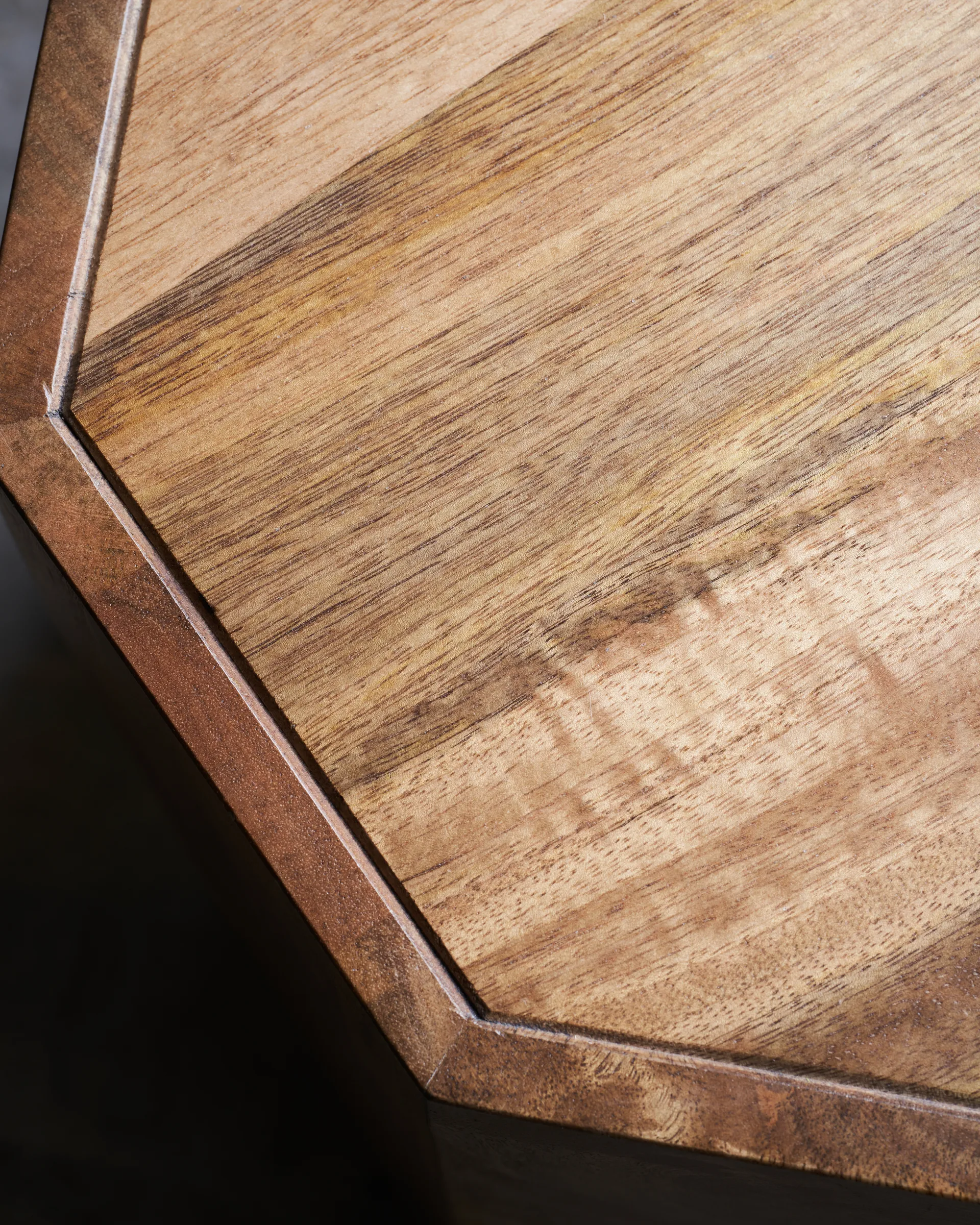 Stołek Okta 33x45 cm , Mangowiec House Doctor