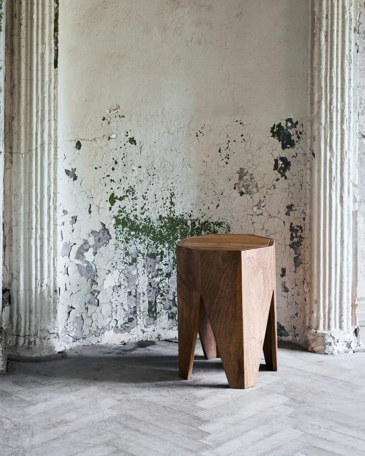 Stołek Okta 33x45 cm , Mangowiec House Doctor