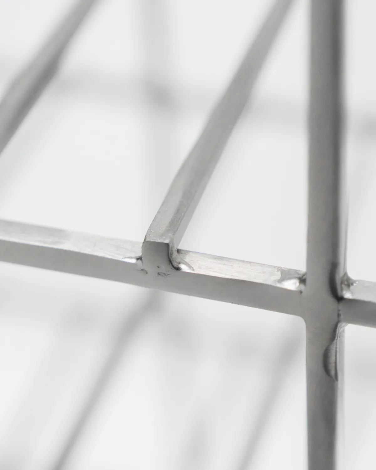 Stojak na wino House Doctor, 12 butelek 41x35 cm, Srebrne wykończenie House Doctor