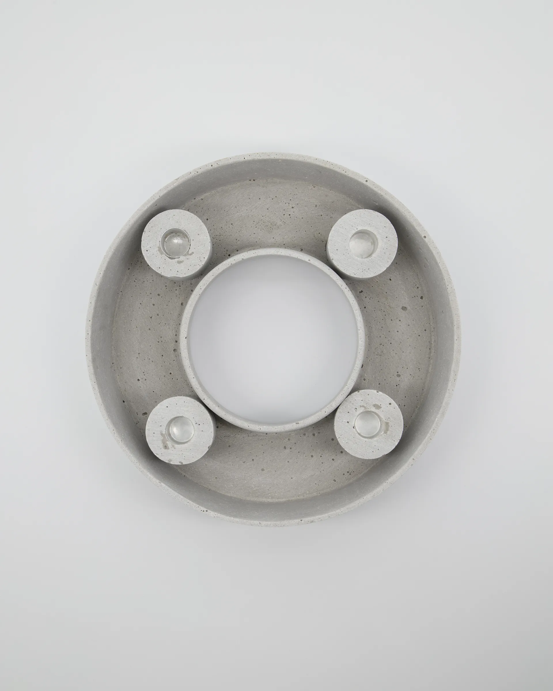 Świecznik The Ring, Grey House Doctor