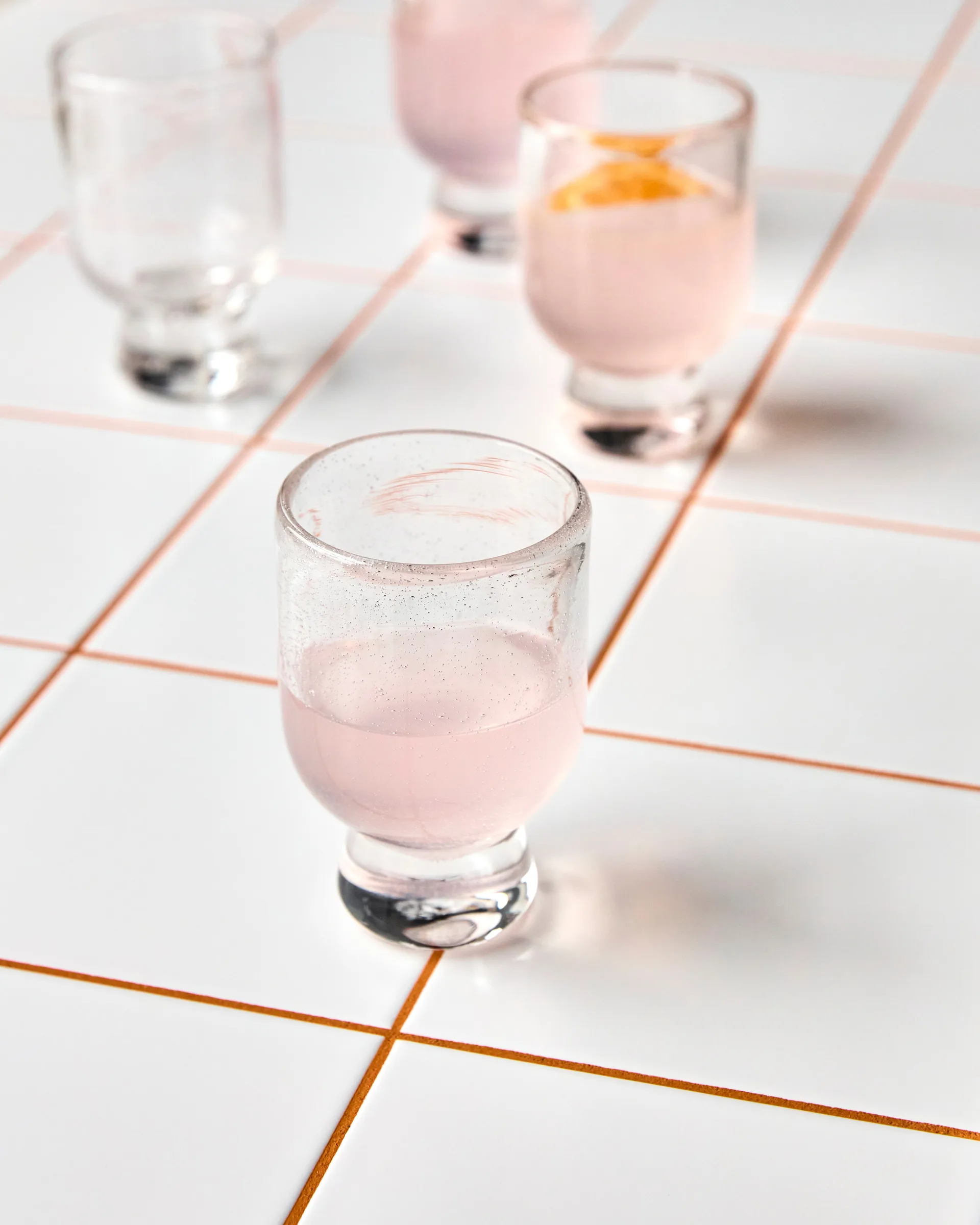 Szklanka na nodze Rich, 230 ml, 4-pak, Przezroczysty House Doctor