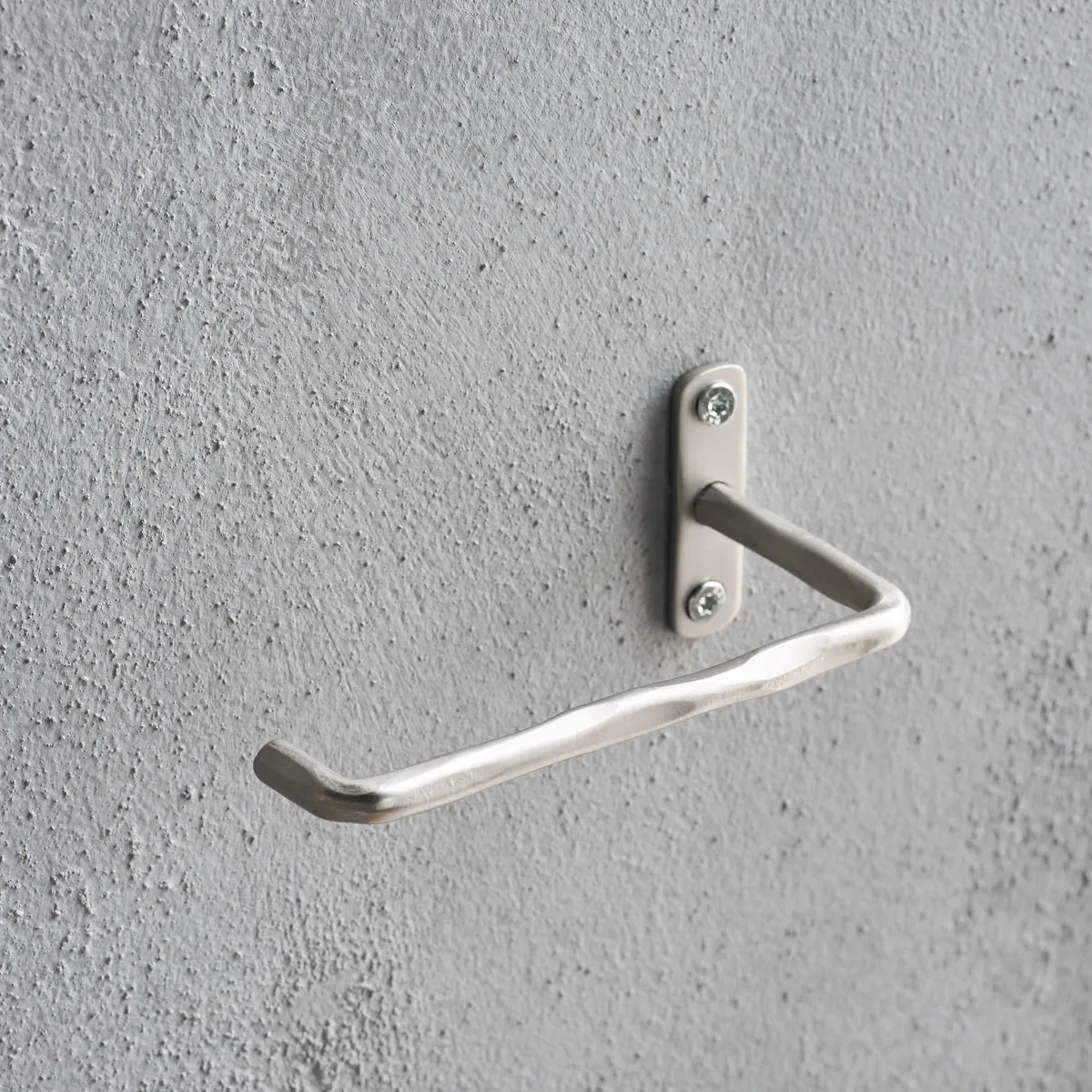 Uchwyt na papier toaletowy Welo, Szczotkowane srebro House Doctor