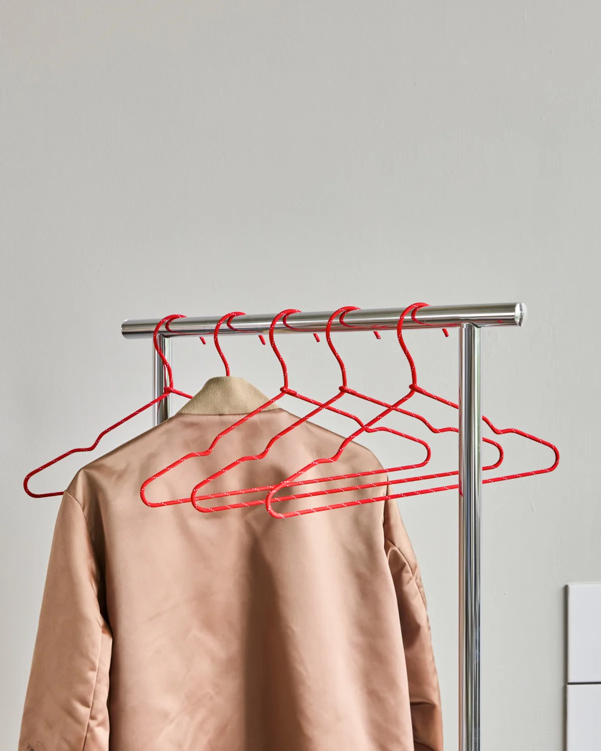 Wieszak Wire, 6 szt., Czerwony House Doctor