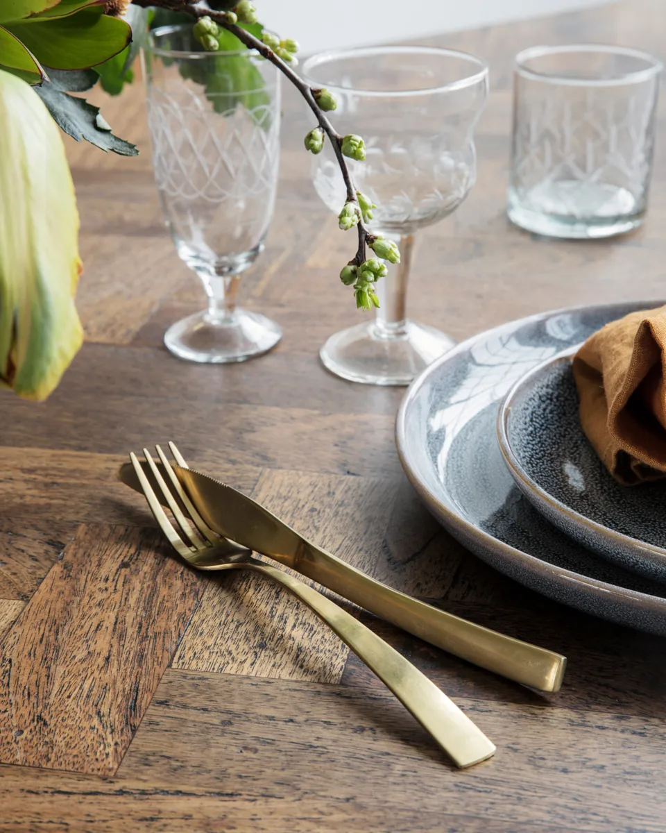 Zestaw sztućców Golden 16 części., Złoty House Doctor