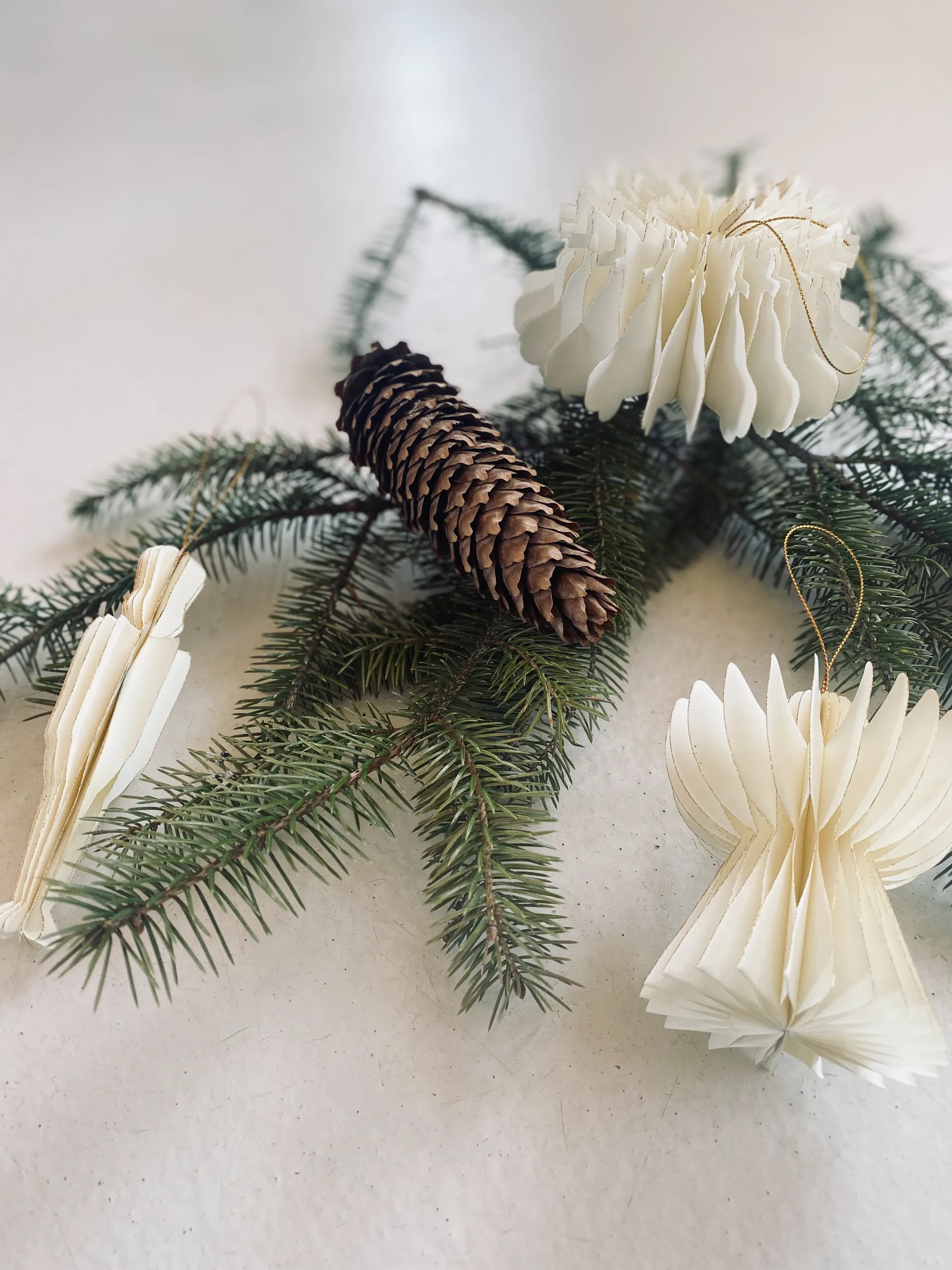 Zawieszka świąteczna Humdakin 3-pak, Off white/gold Humdakin