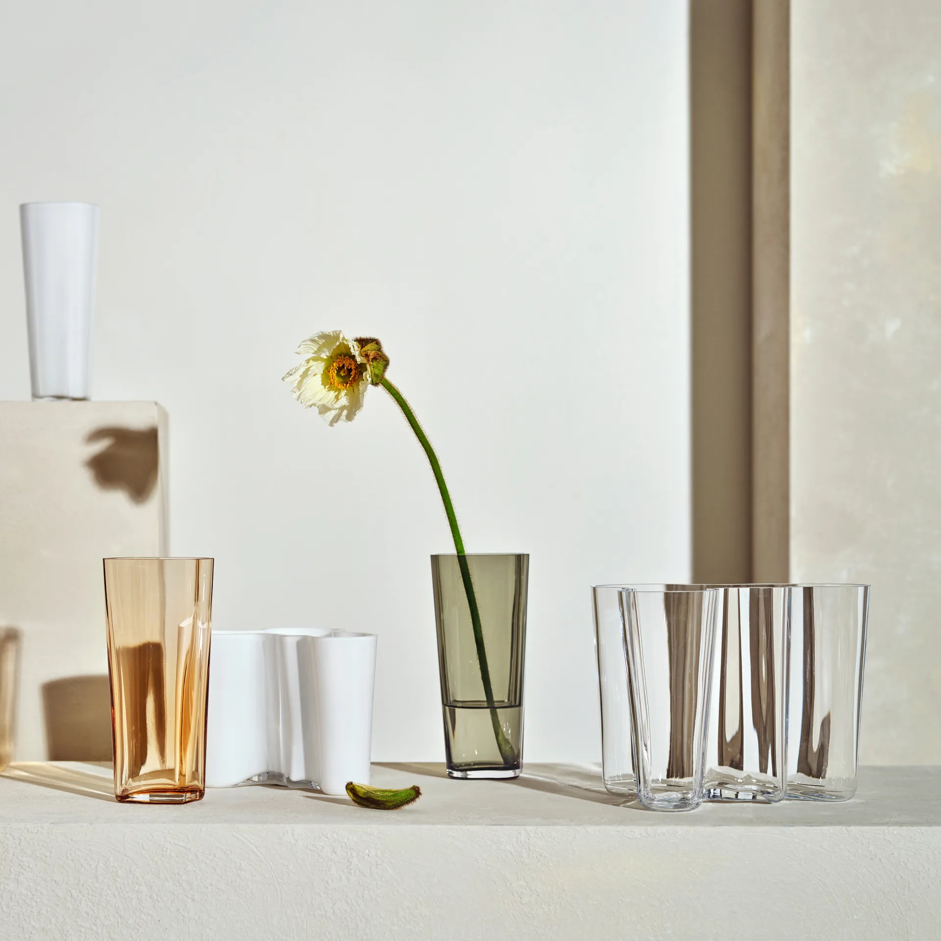 Aalto wazon, opal white (biel), 120 mm Iittala