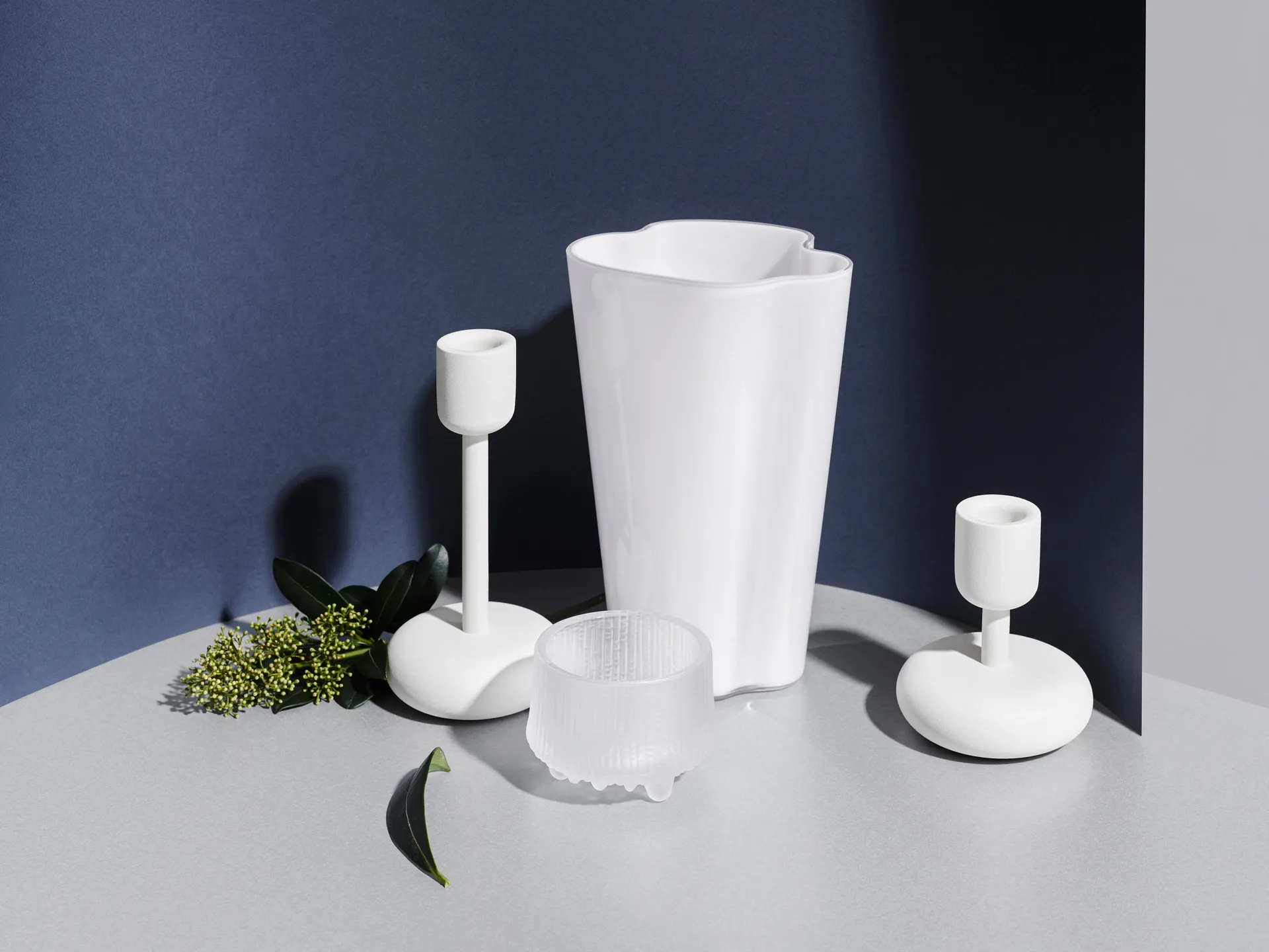 Aalto wazon, opal white (biel), 220 mm Iittala