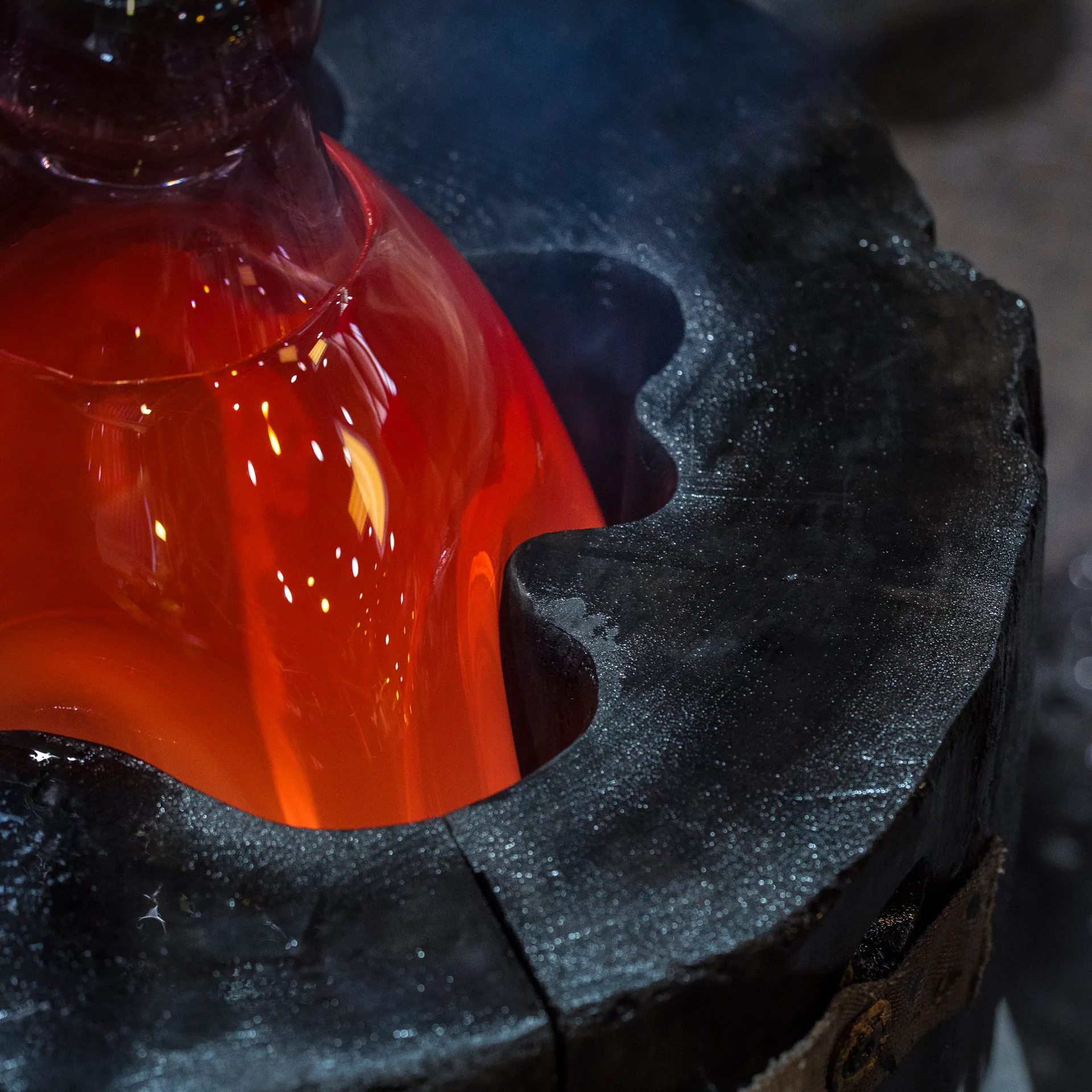 Aalto wazon, opal white (biel), 95 mm Iittala