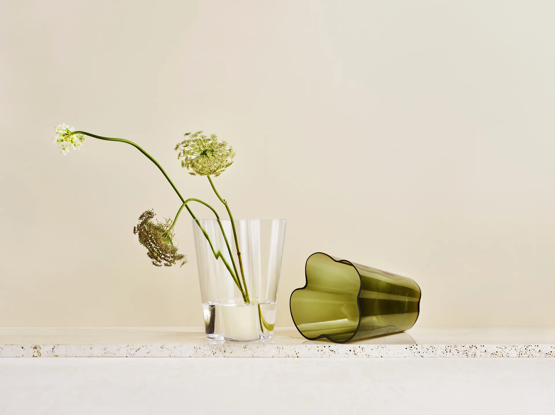 Alvar Aalto wazon, moss green, 270 mm Iittala