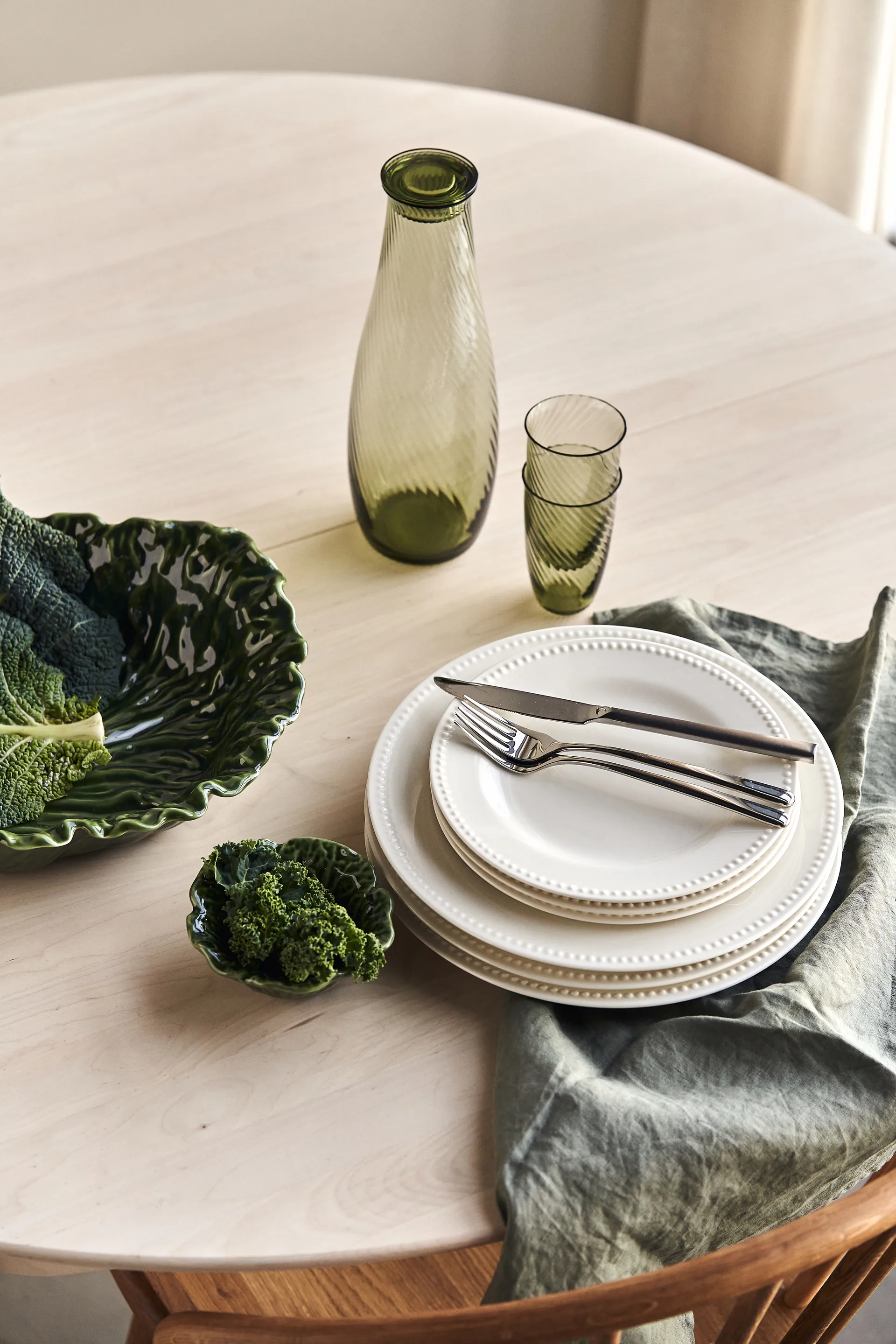 Essence & Dots zestaw startowy do kolacji 32 elementów - Kremowobiały,  Iittala