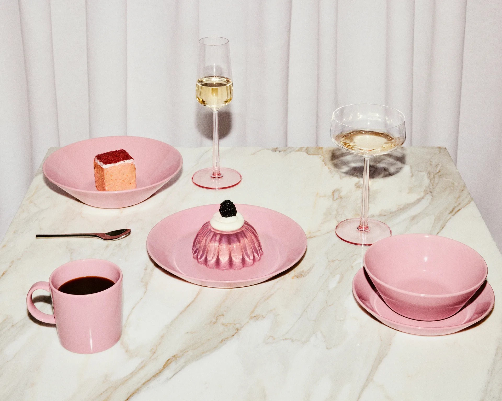Essence szklanki koktaljowe 2 szt., Róż, 31 cl Iittala