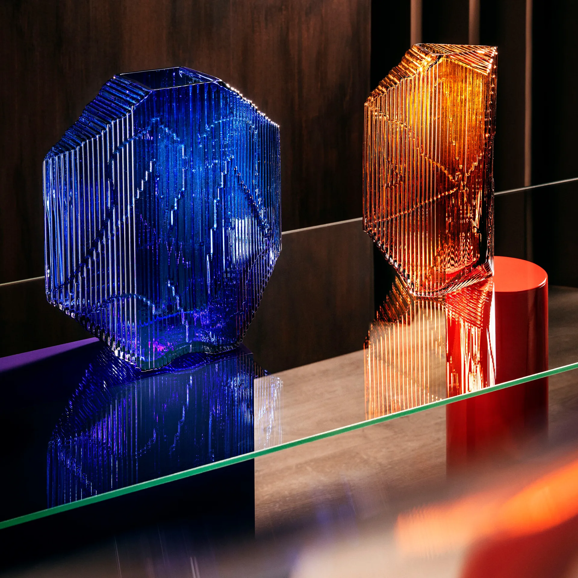 Kartta rzeźba ze szkła 33.5 cm, ultramarine blue Iittala