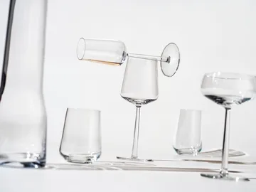 Kieliszki do białego wina Essence 4 szt. - 330 ml - Iittala