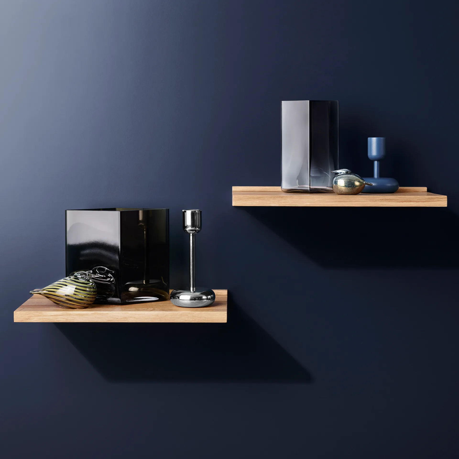 Nappula świecznik, steel, duży 183 mm Iittala