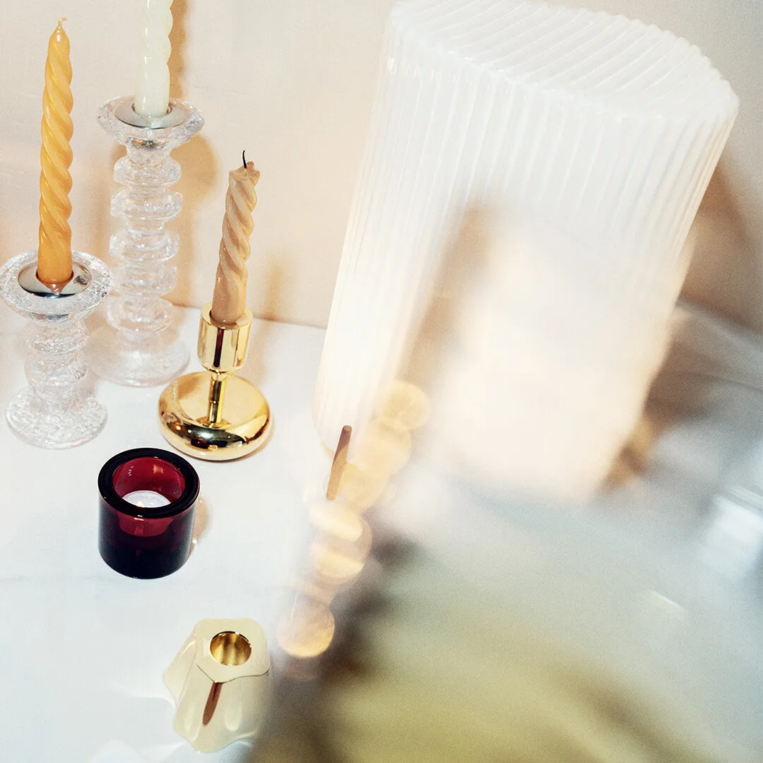 Świecznik Nappula mosiądz, mały 107 mm Iittala