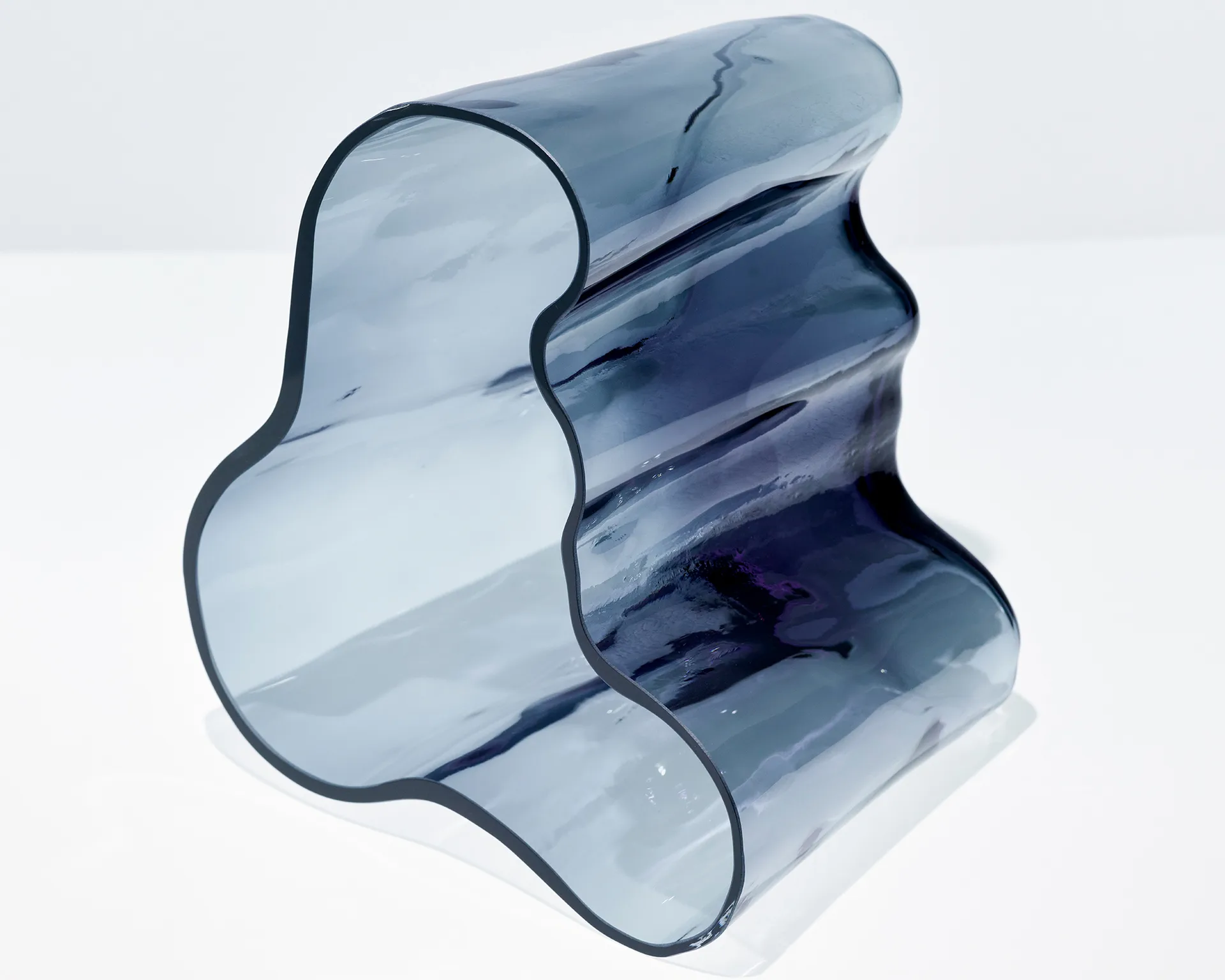 Wazon Alvar Aalto 140 mm, dark grey Iittala
