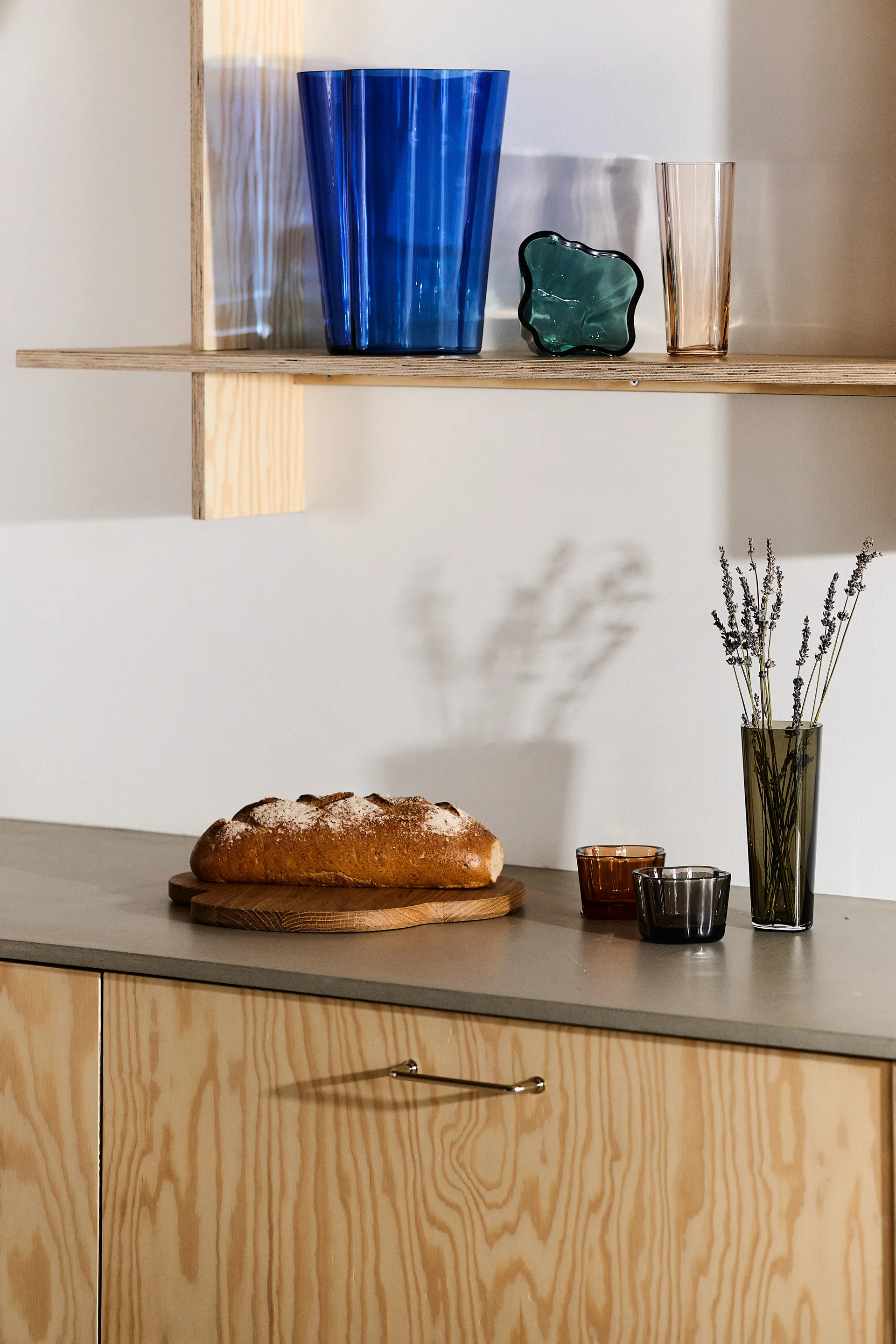 Wazon Alvar Aalto, szary dym, 180 mm Iittala