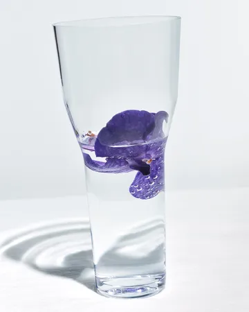 Wysoki wazon Solare Ø12x26 cm - Jasny - Iittala