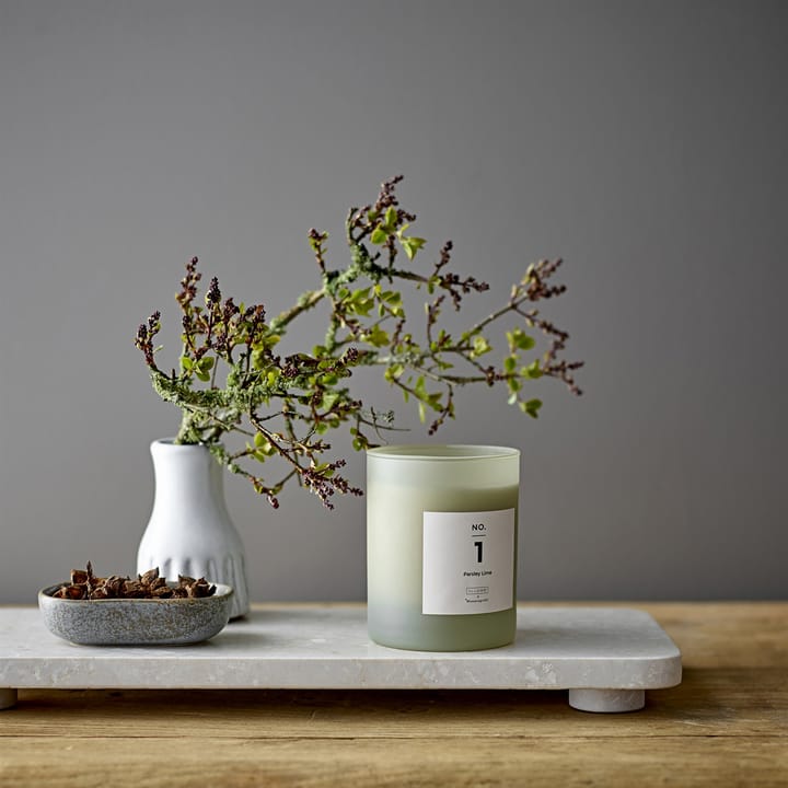 Świeca zapachowa NO. 1 Parsley Lime, 200 g + Giftbox Illume x Bloomingville