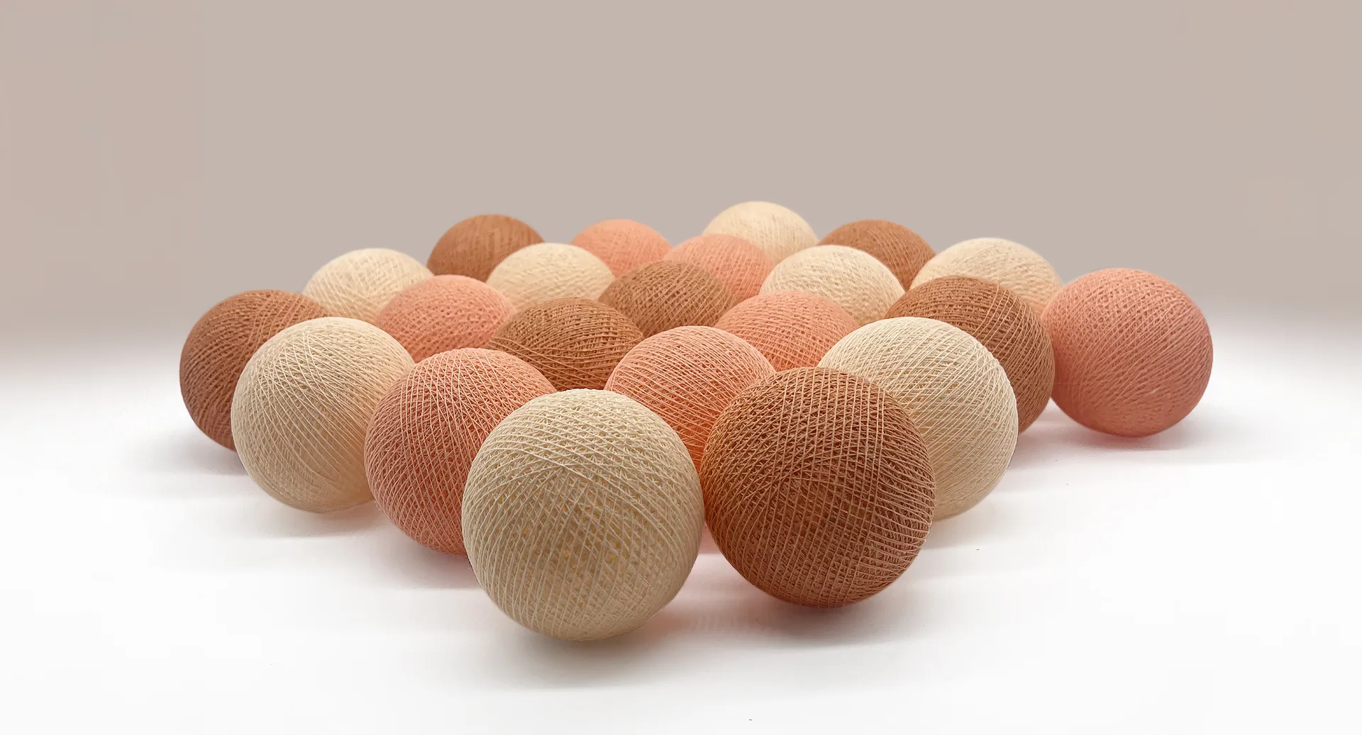 Girlanda świetlna Irislights, Peach, 35 kulek Irislights