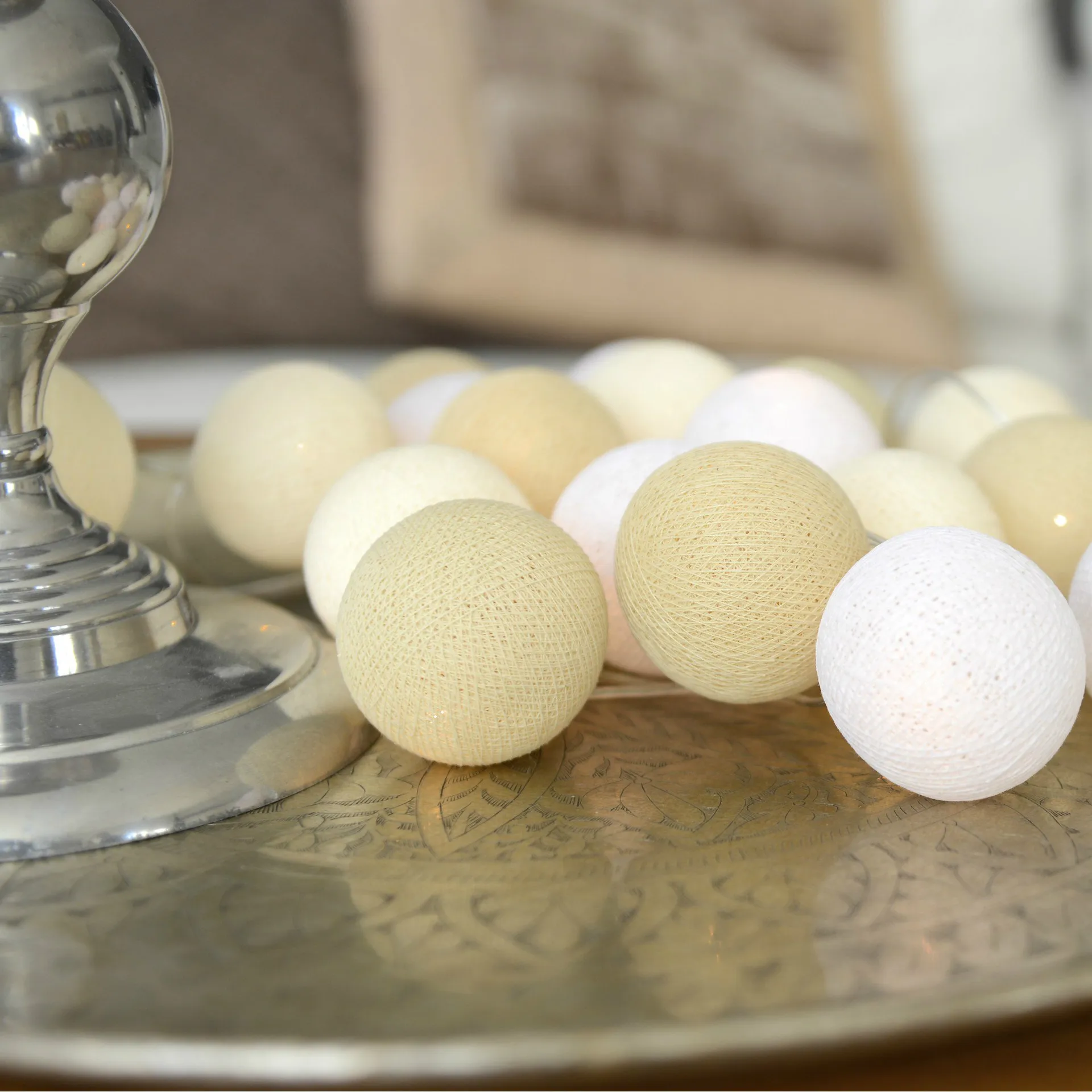 Kule świetlne Irislights Creamy White, 35 kul Irislights