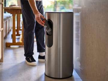Joseph Joseph Arc kosz na śmieci pedałowy 30 L - Stainless steel - Joseph Joseph