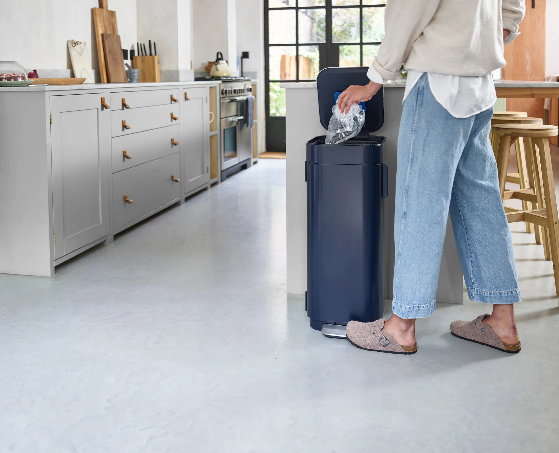 Joseph Joseph Porta kosz na śmieci pedałowy 40 L, Midnight blue Joseph Joseph