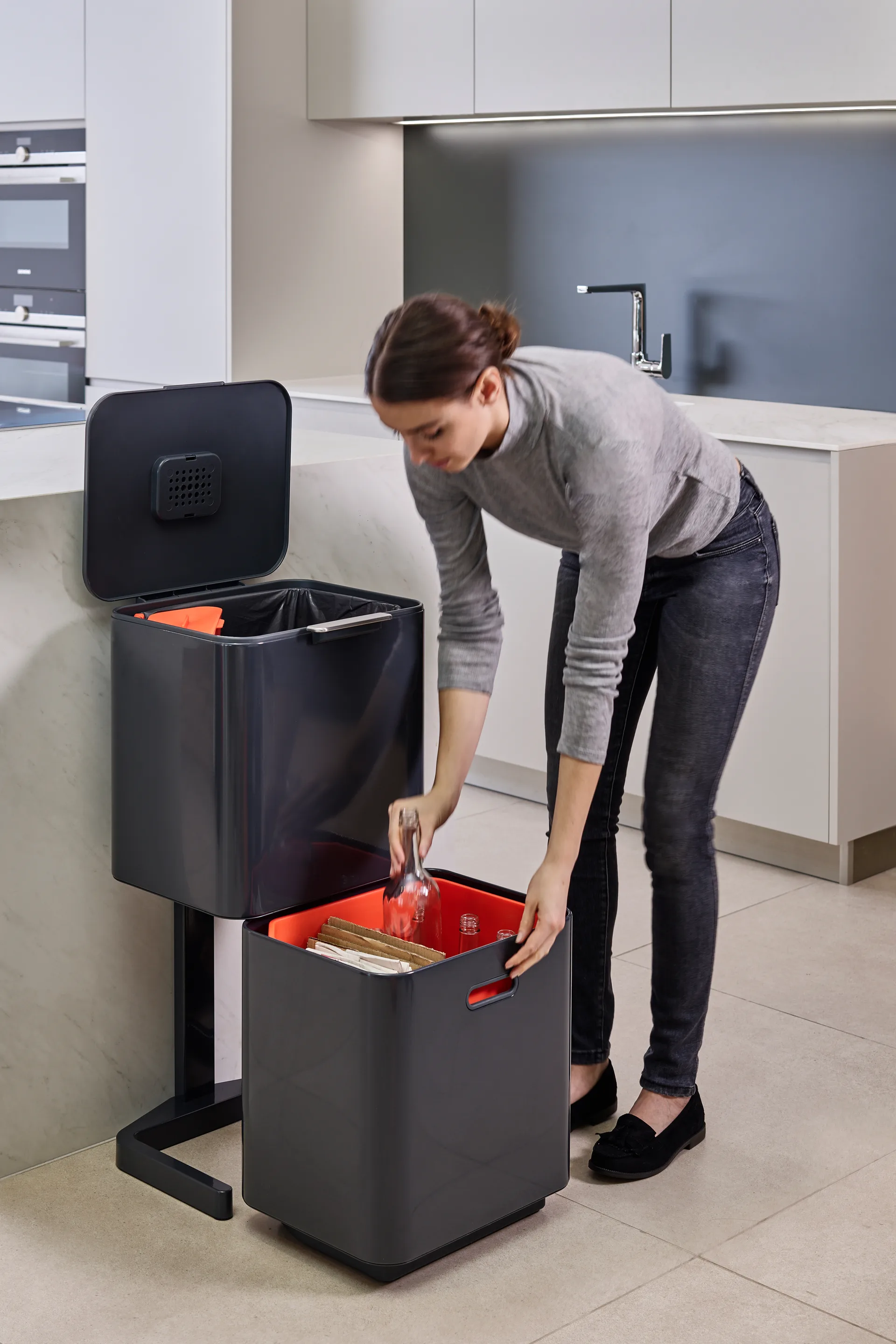 Kosz do segregacji śmieci Joseph Joseph Totem Max 60 L, Graphite Joseph Joseph