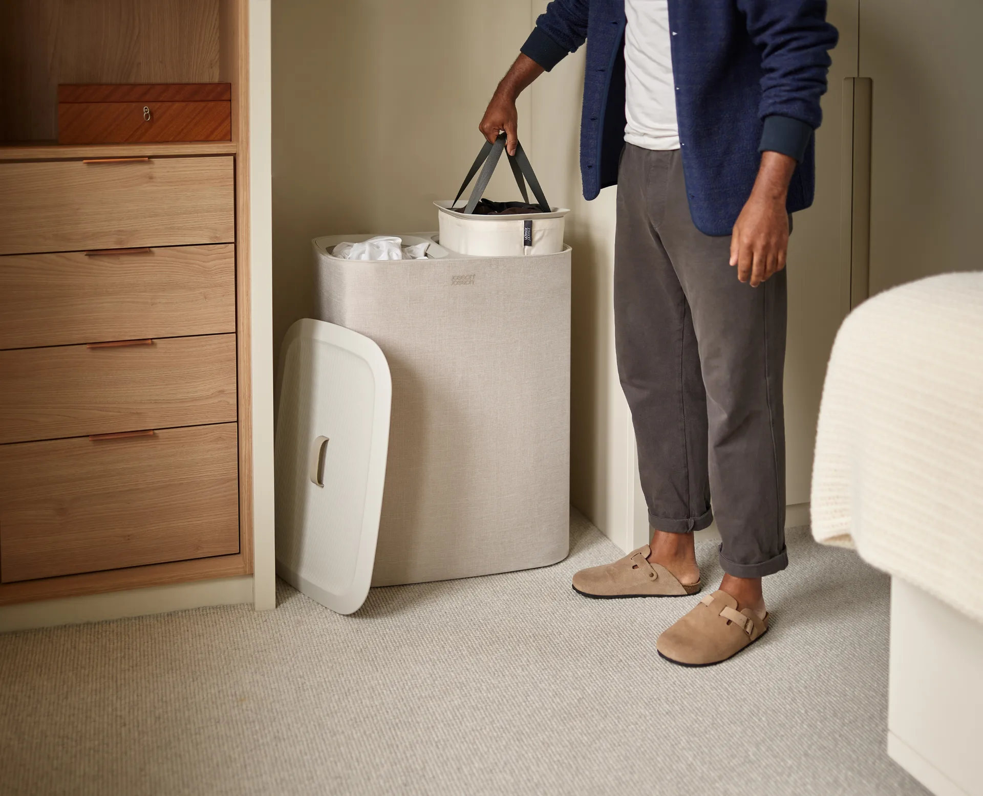 Kosz na pranie Tota 90 L, Ecru Joseph Joseph