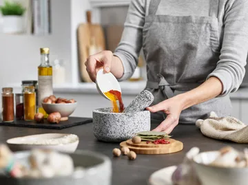 Moździerz Dash Ø15,5 cm - Granit-Bambus - Joseph Joseph