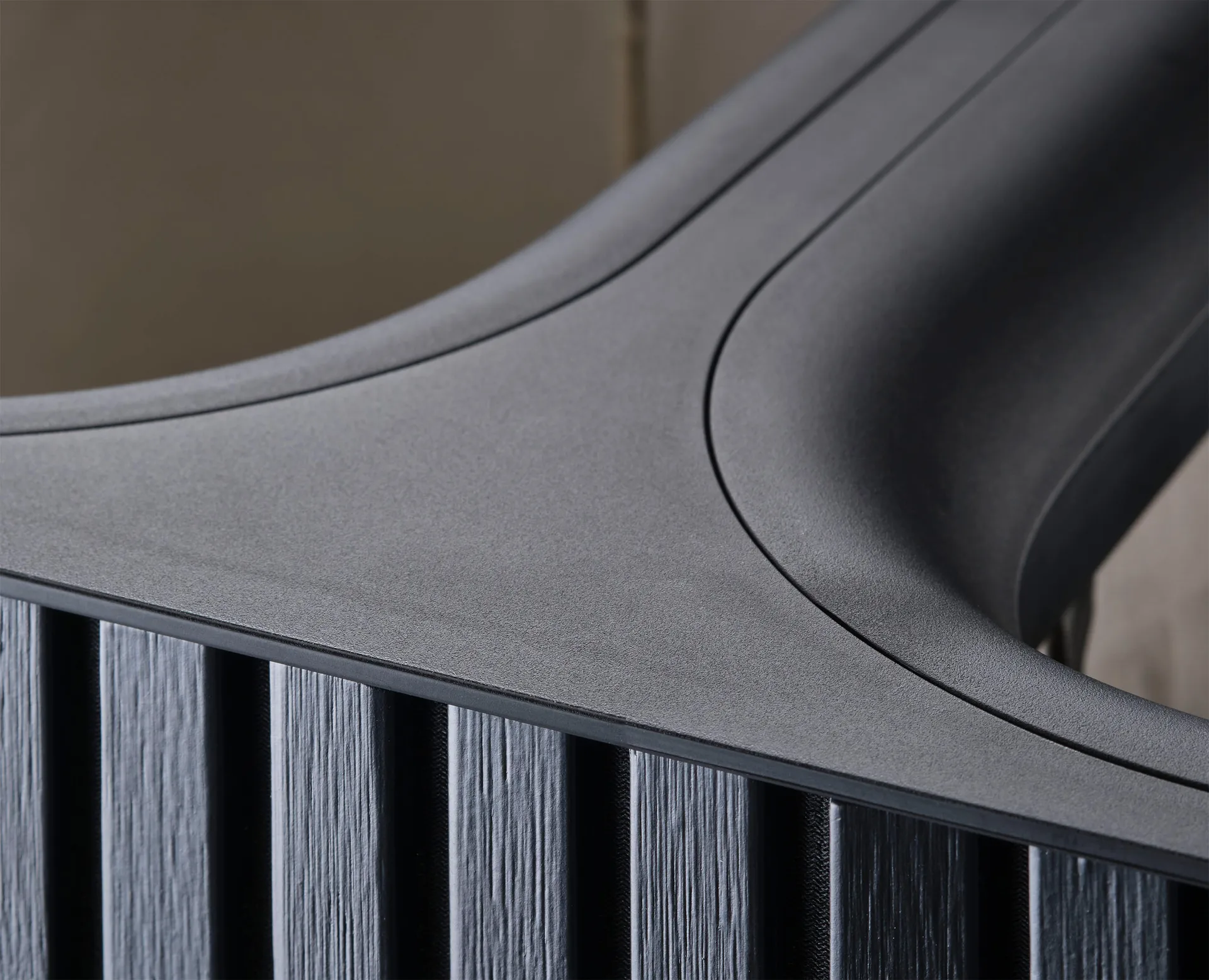 Tota Luxe 90-litrowy kosz do segregacji prania, Black Joseph Joseph