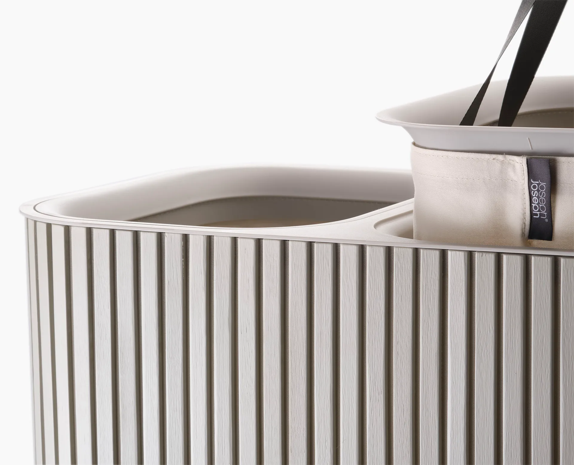 Tota Luxe 90-litrowy kosz do segregacji prania, Ecru Joseph Joseph