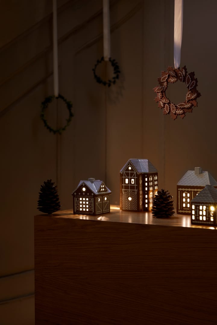 Domek świecznik Gingerbread, Stajenka - Christmas Barn 11,5 cm Kähler