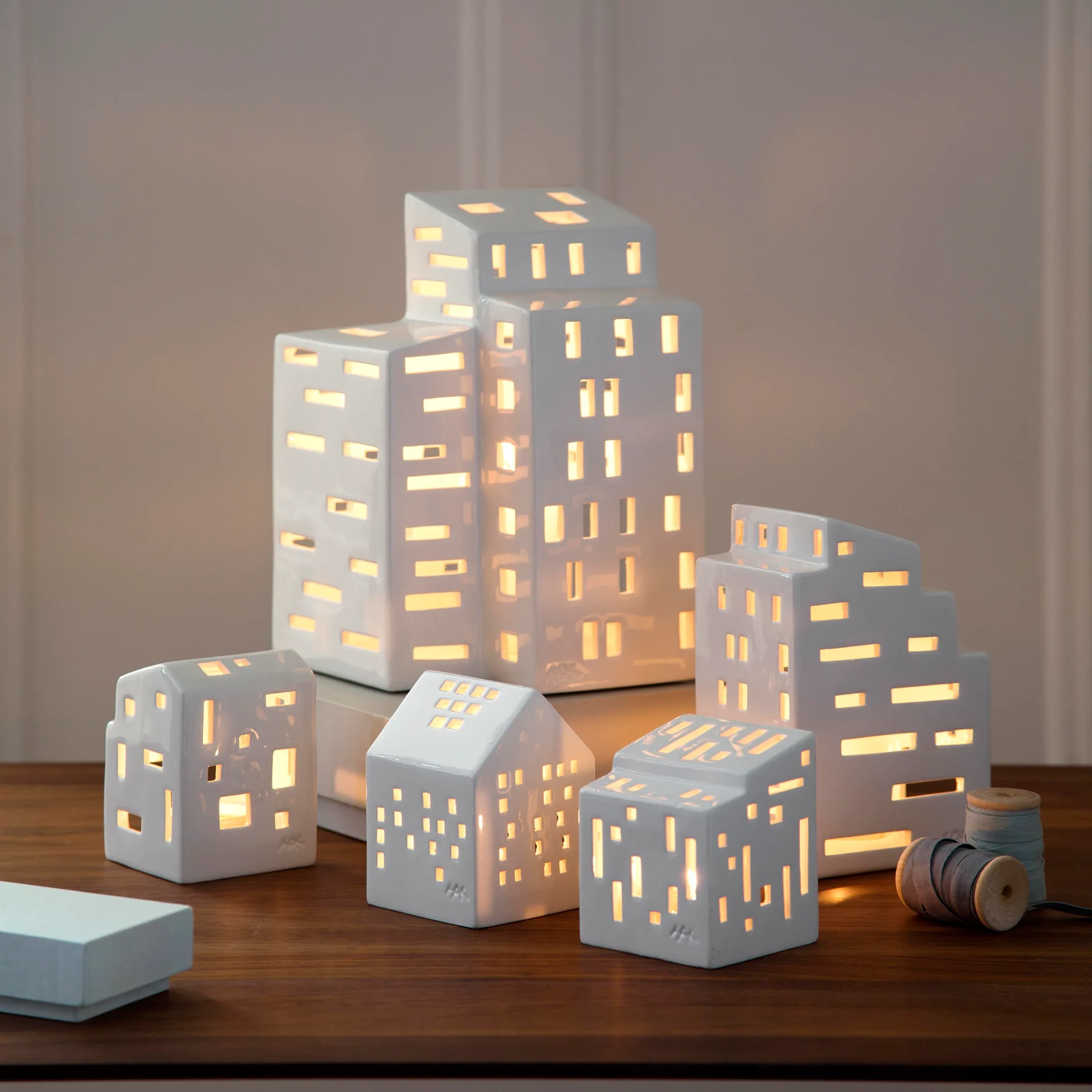 Mały świecznik ceramiczny Urbania, Klasyczny Kähler