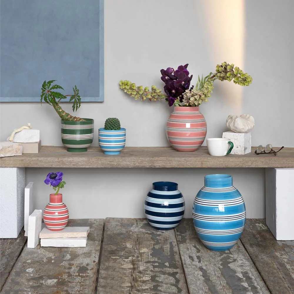 Omaggio Nuovo Vas, średniniebieski, wys.30 cm Kähler