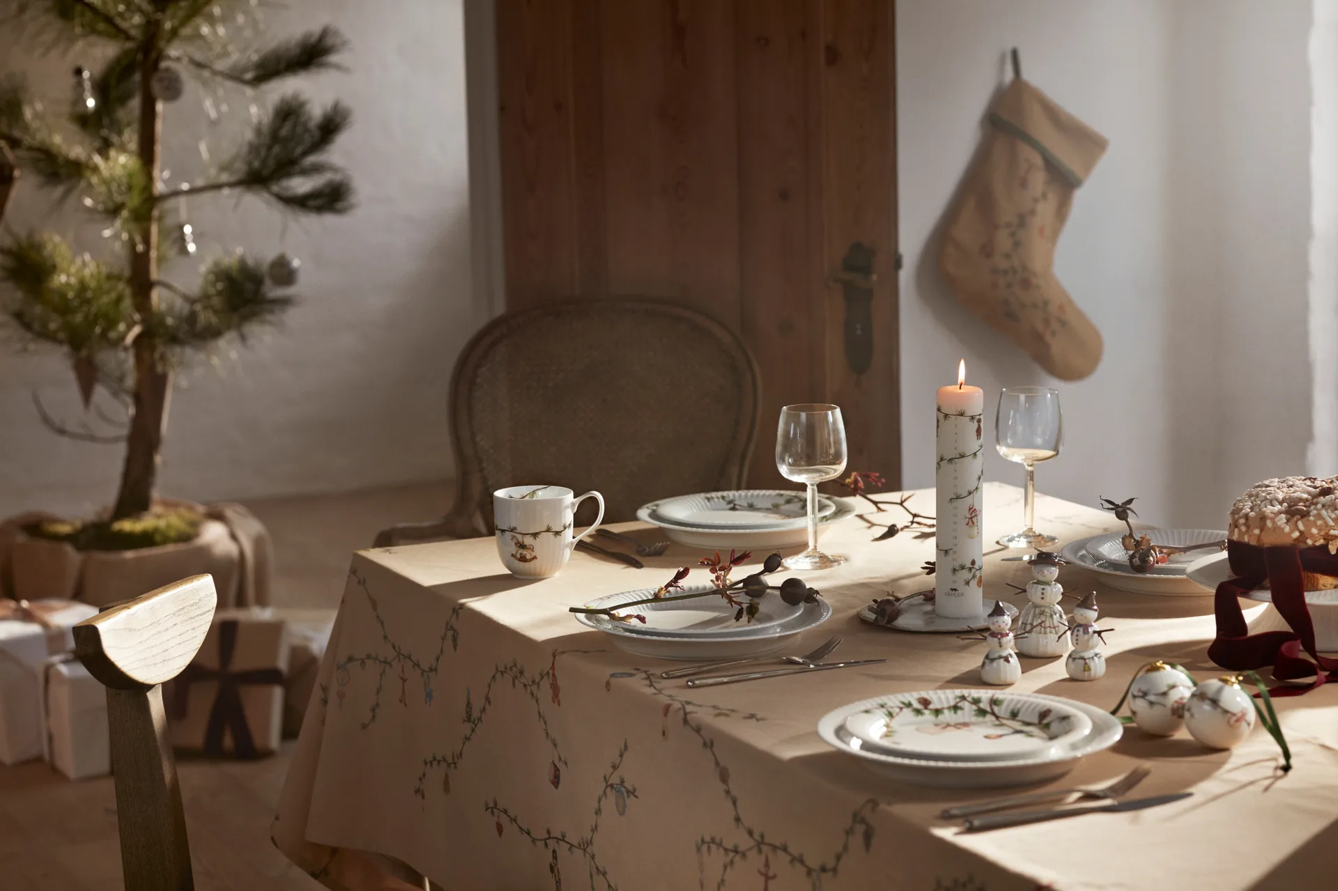 Świeca adwentowa Hammershøi Christmas Ø5 cm, 2025 Kähler