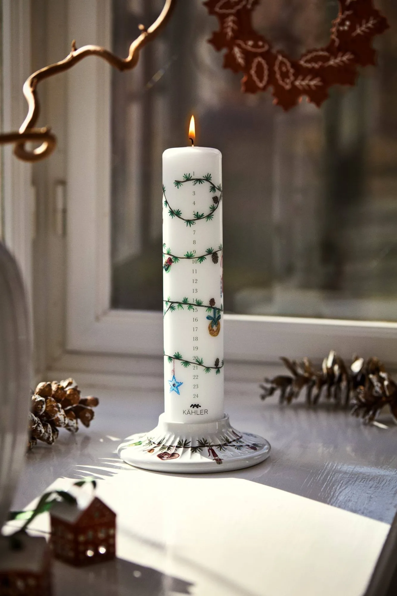 Świeca adwentowa Hammershøi Christmas Ø5 cm, 2026 Kähler