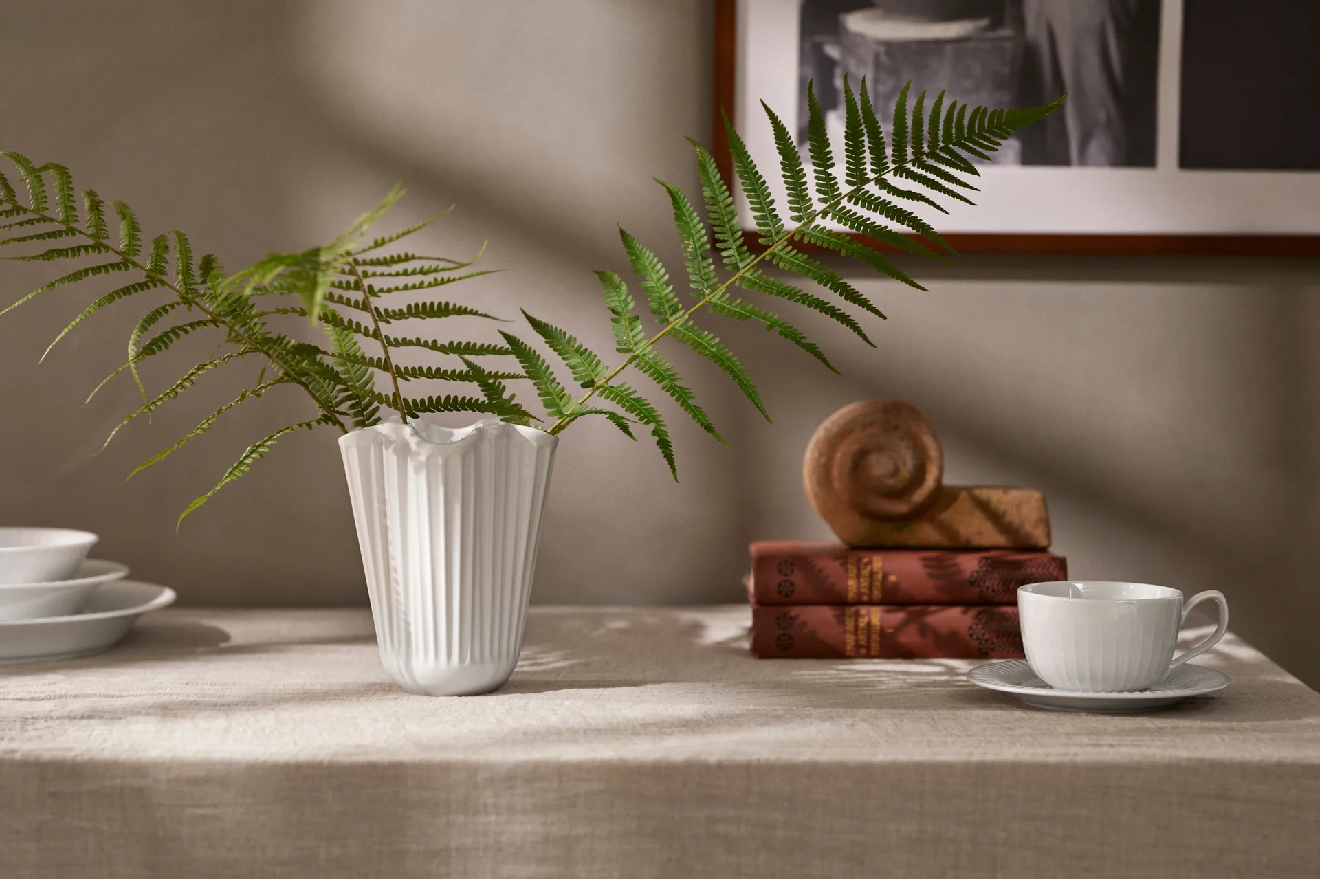 Wazon Hammershøi Unfold, Biały, 16,5 cm Kähler