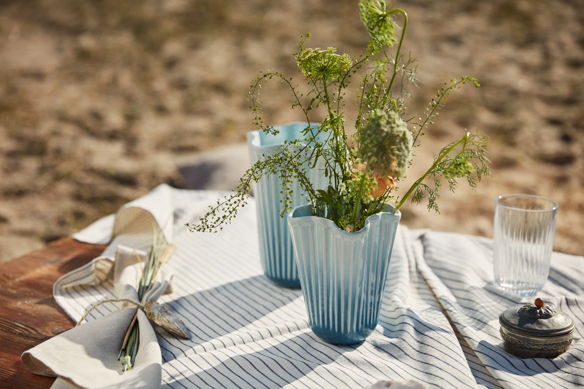 Wazon Hammershøi Unfold, Niebieski, 16,5 cm Kähler
