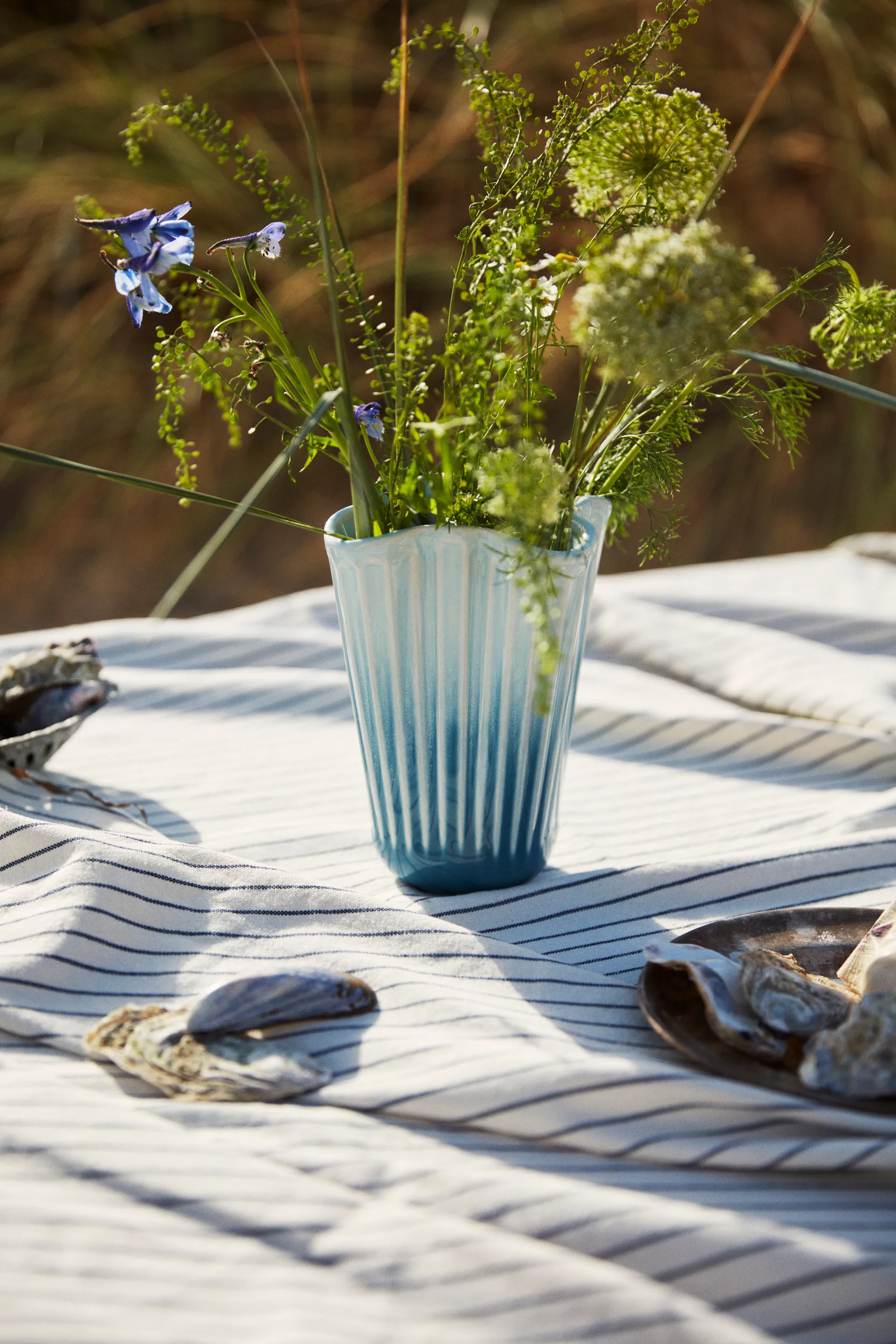 Wazon Hammershøi Unfold, Niebieski, 20,5 cm Kähler