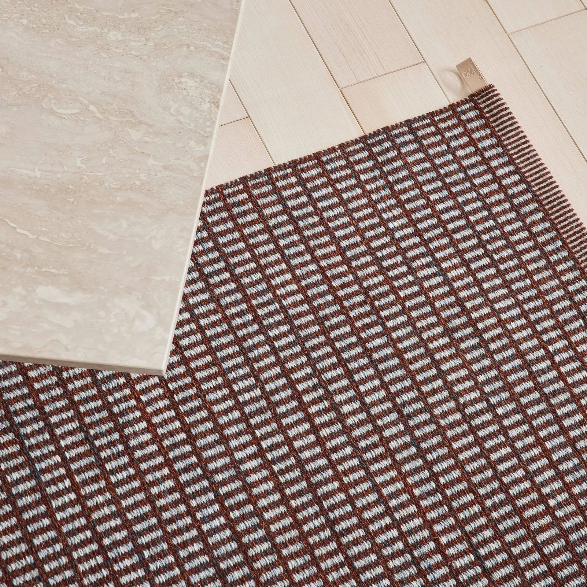 Dywan Post Icon, 721 Redwood haze, 200x300 cm Kasthall