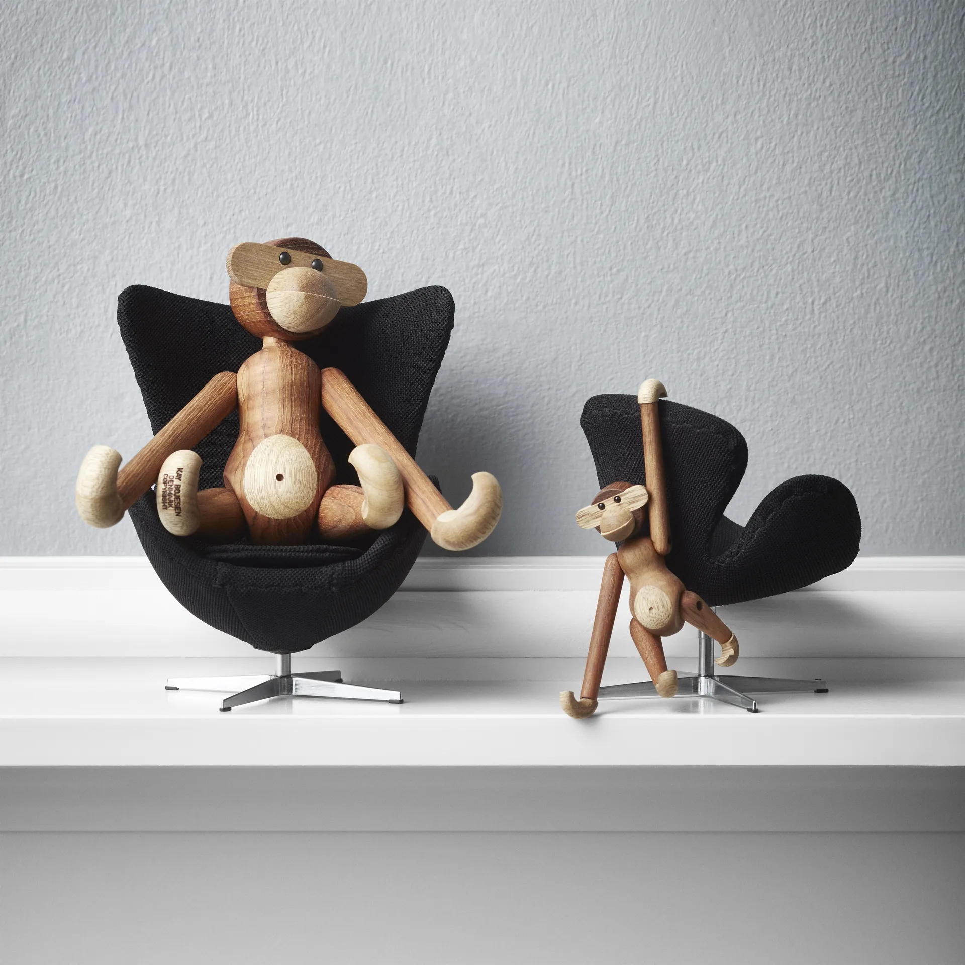 Kay Bojesen Małpka mini, Drewno tekowo-limbowe Kay Bojesen Denmark