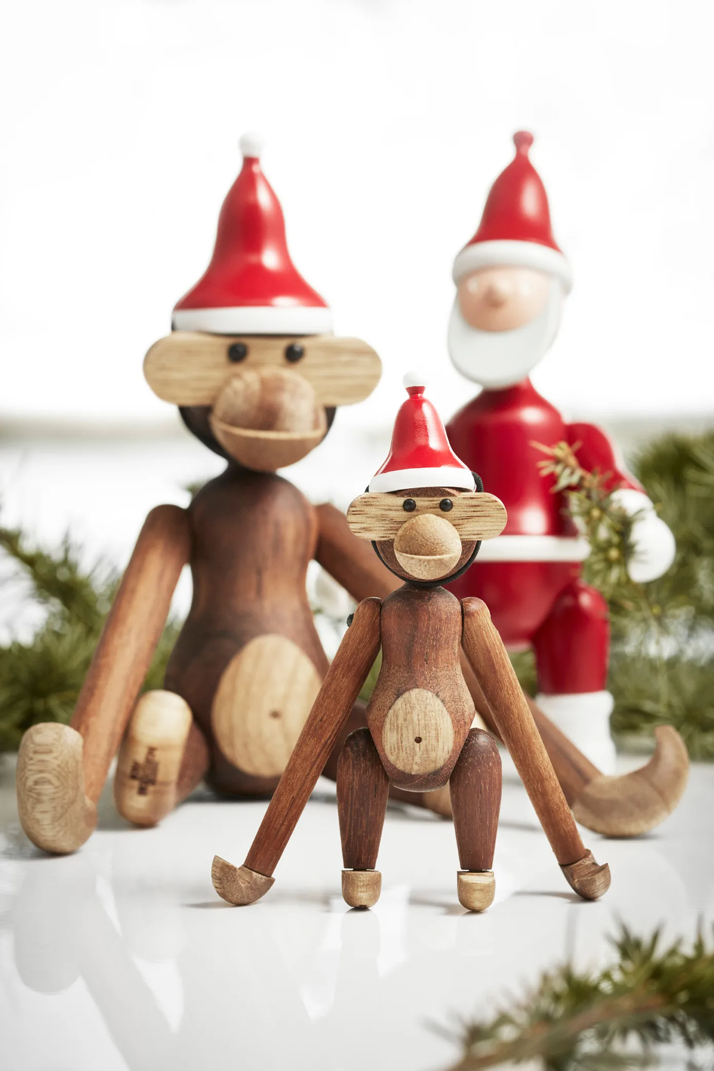 mała małpka z czapka mikołaja Kay Bojesen Denmark