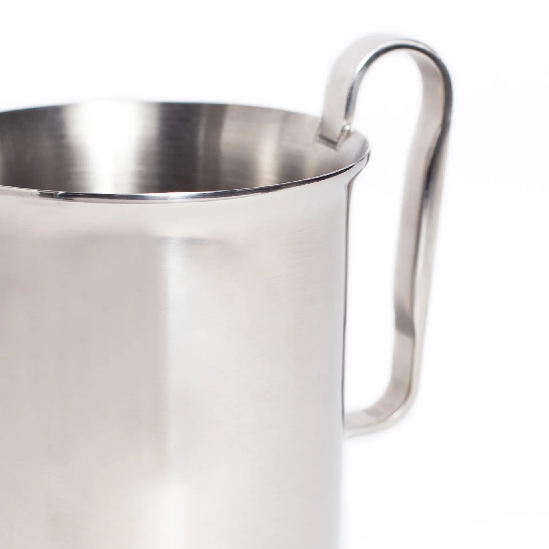 Kay Bojesen kubek stal, Polished steel Kay Bojesen