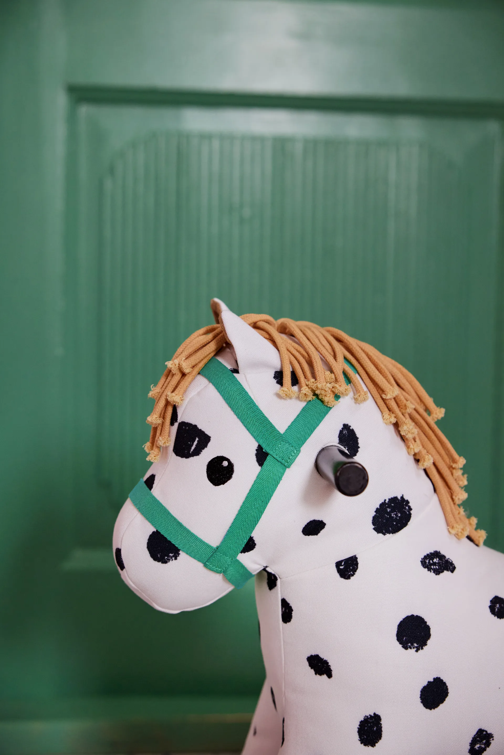 Konik na biegunach Pippi, Biało-czarny Kid's Concept