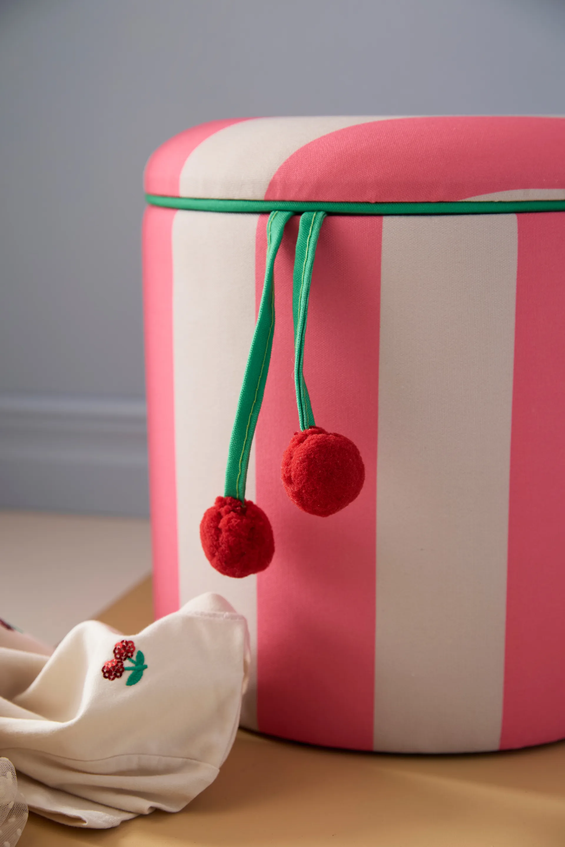 Pufa cylindryczna ze schowkiem, Różowy, Ø40×30,5 cm Kid's Concept